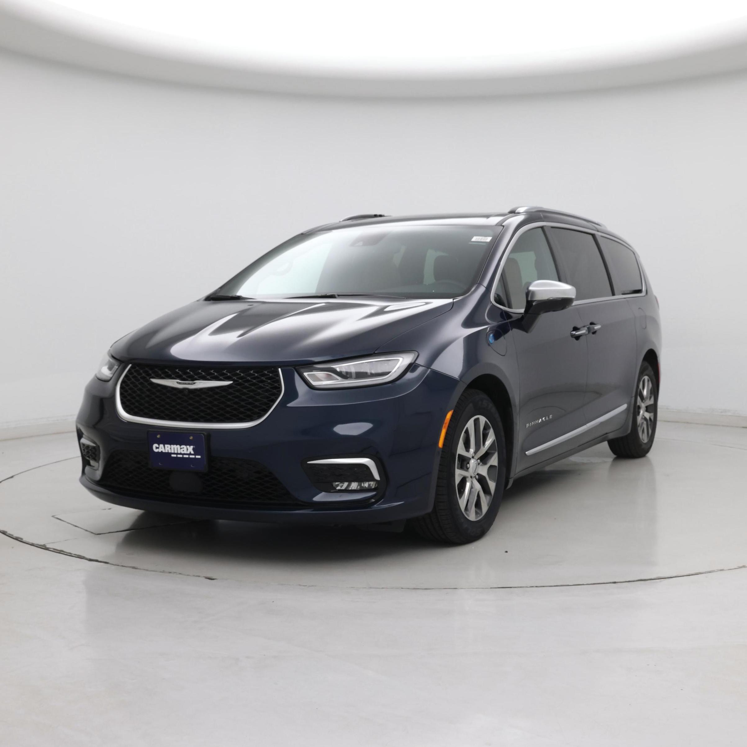 Thumbnail: 2023 Chrysler Pacifica - 4