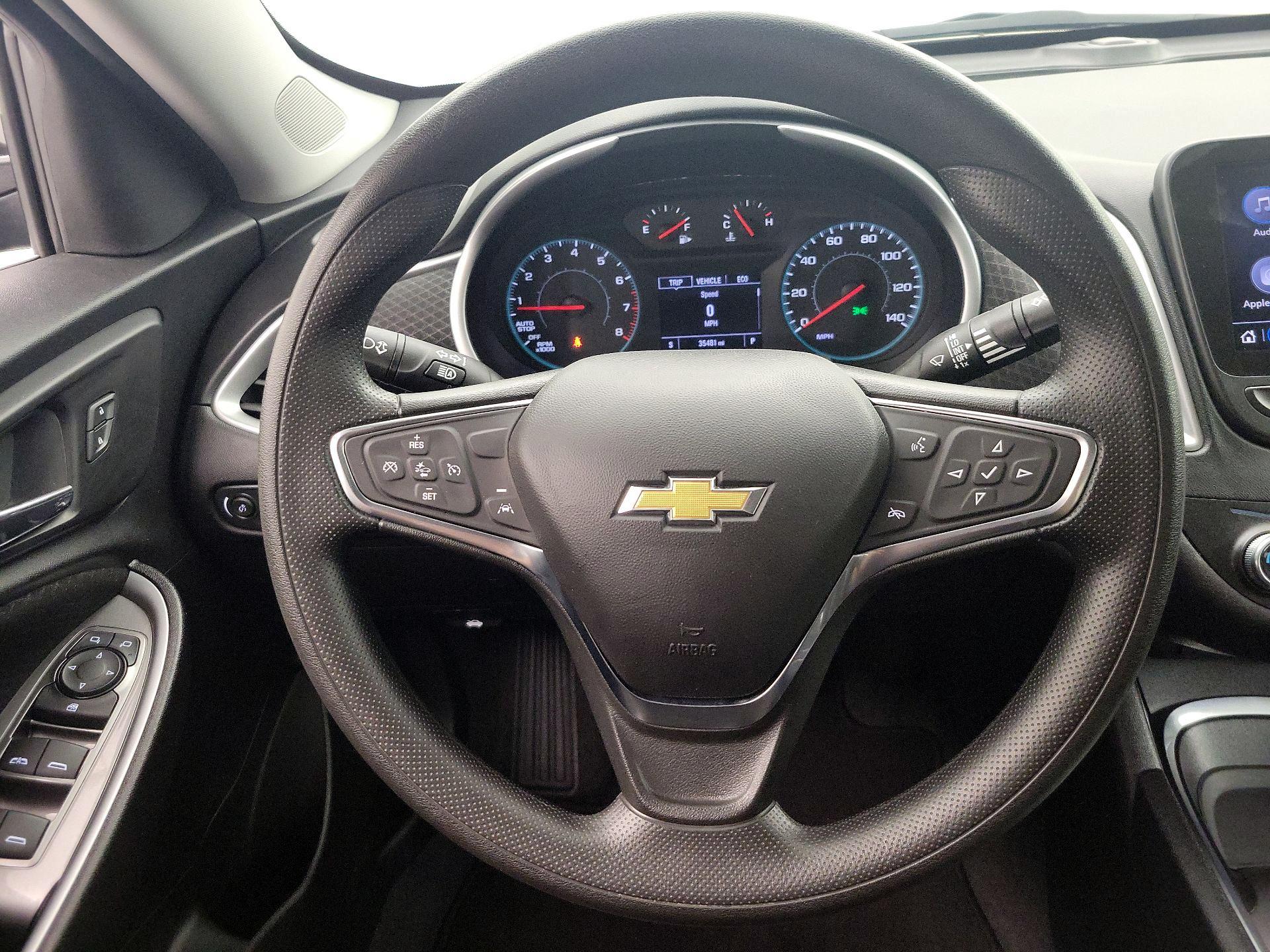 Thumbnail: 2024 Chevrolet Malibu - 10