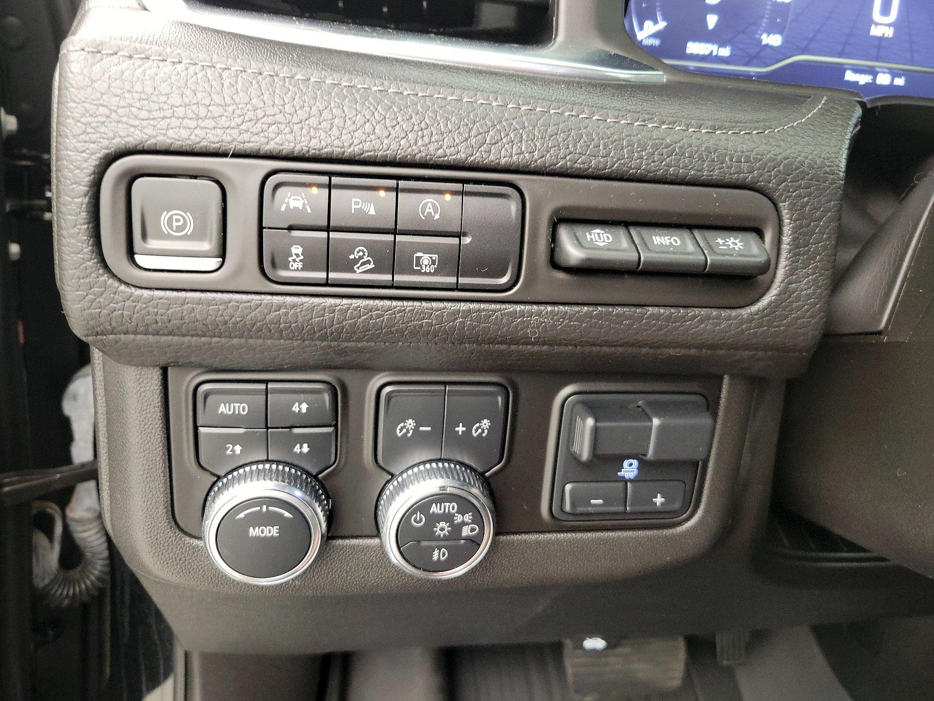 Thumbnail: 2023 GMC Yukon - 13