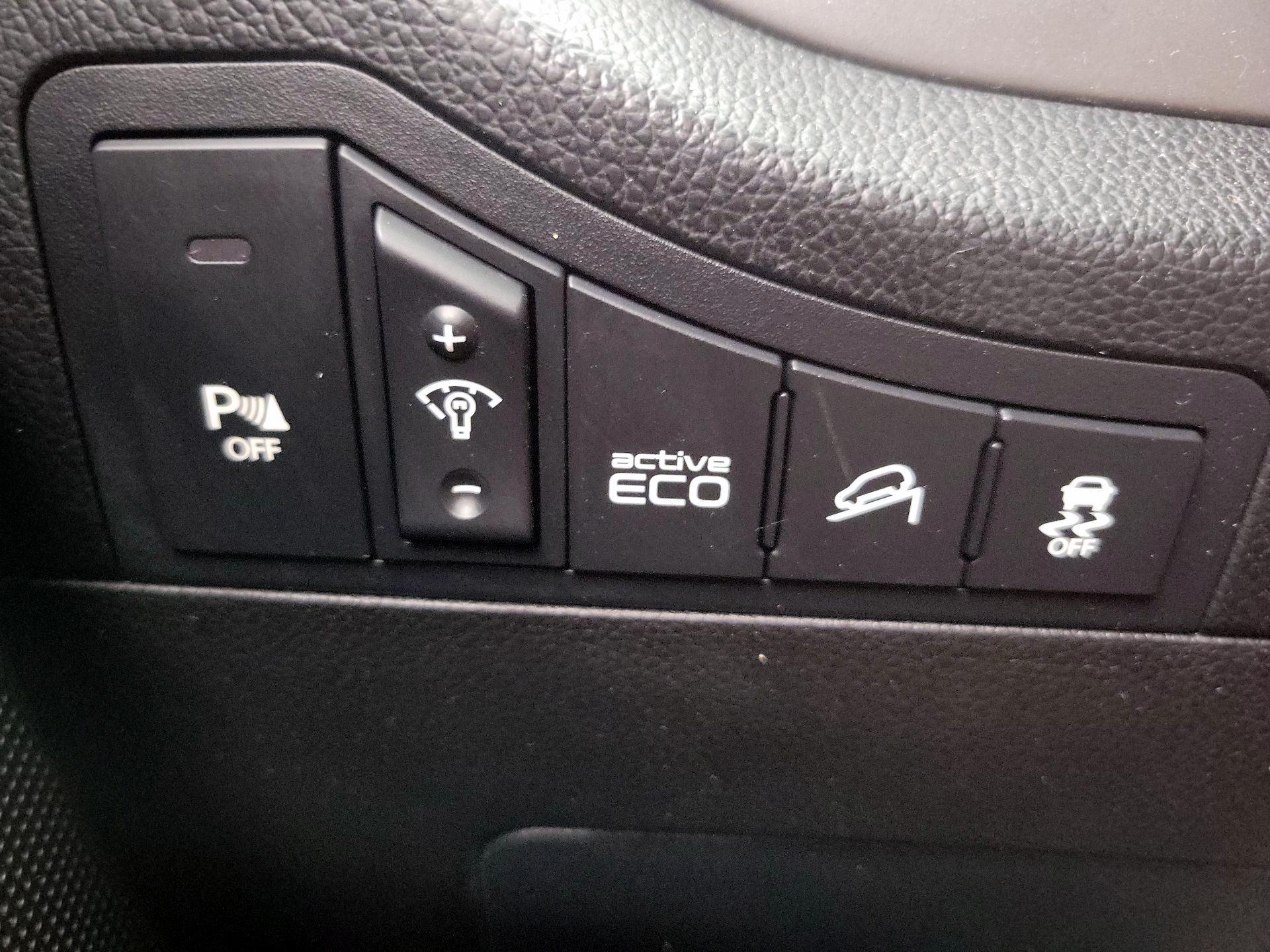 Thumbnail: 2014 Kia Sportage - 13
