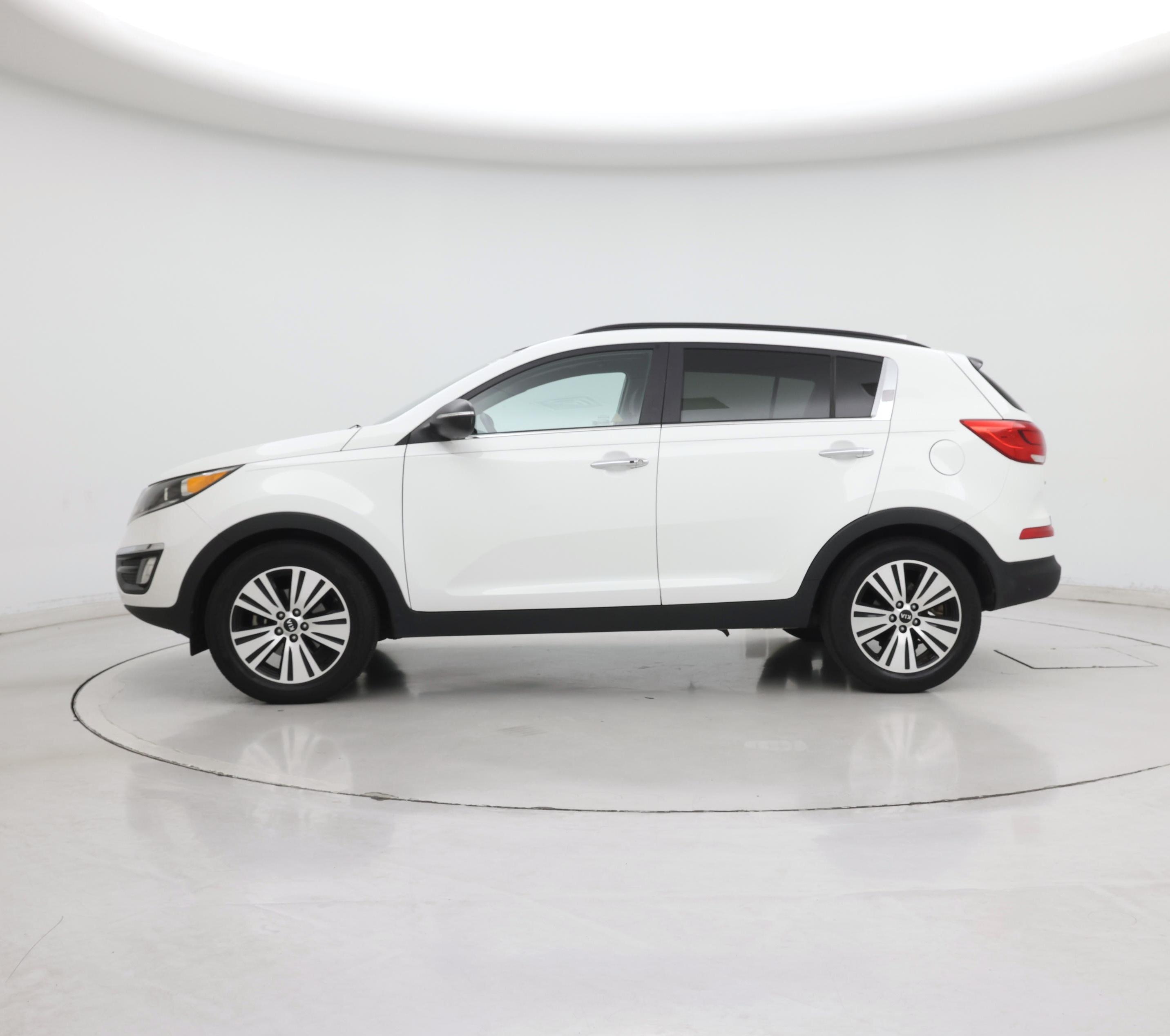 Thumbnail: 2014 Kia Sportage - 3