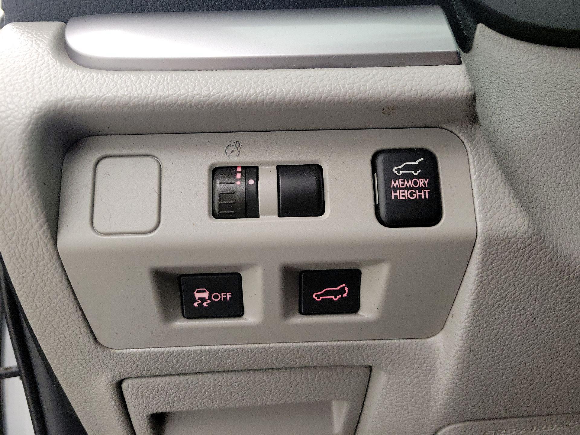 Thumbnail: 2015 Subaru Forester - 13