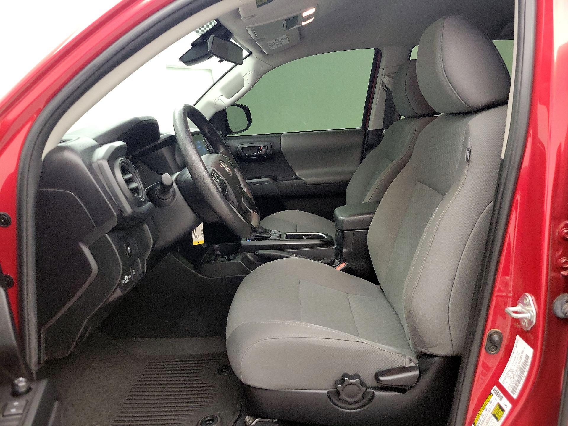 Thumbnail: 2022 Toyota Tacoma - 11