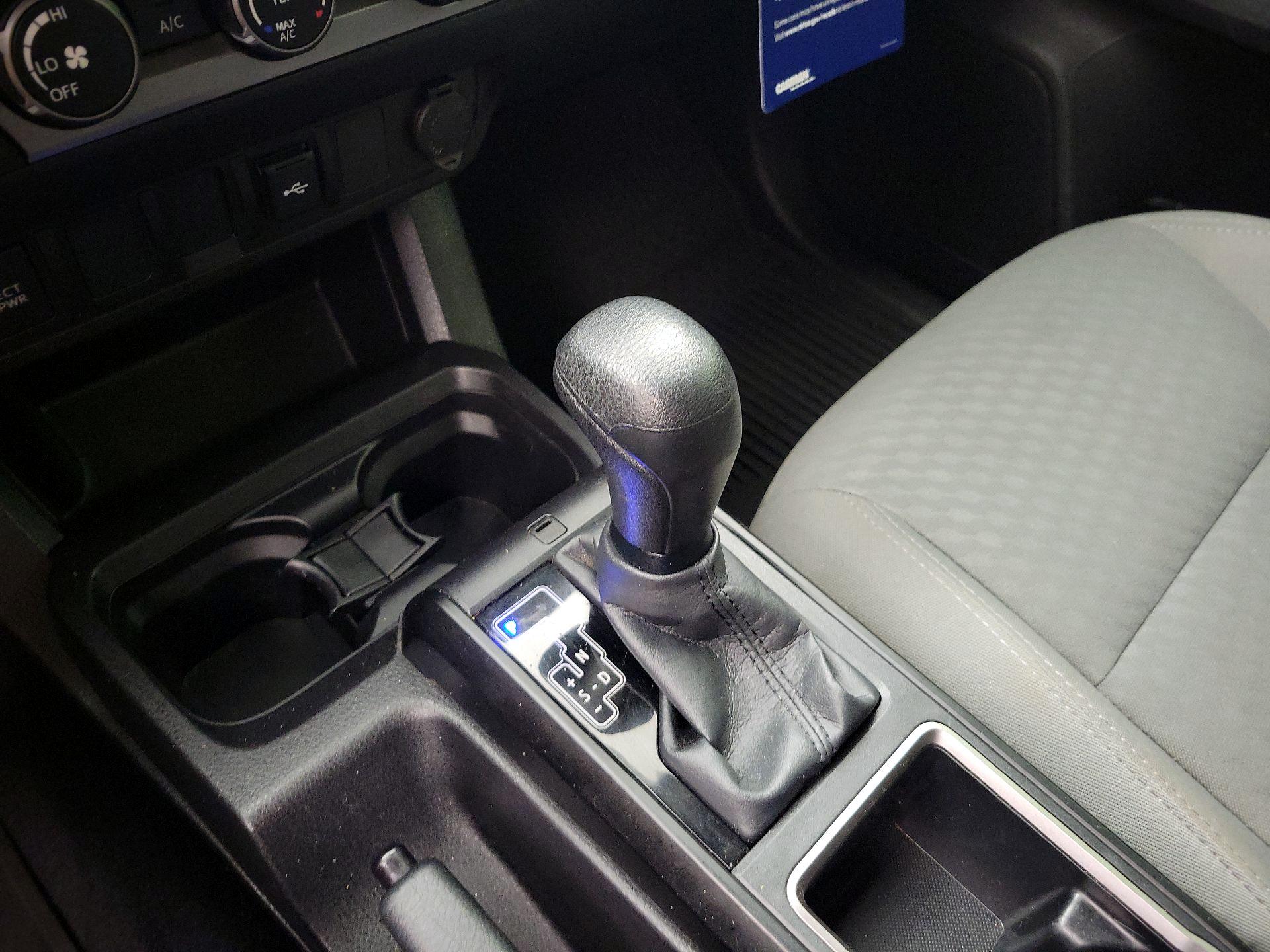 Thumbnail: 2022 Toyota Tacoma - 17