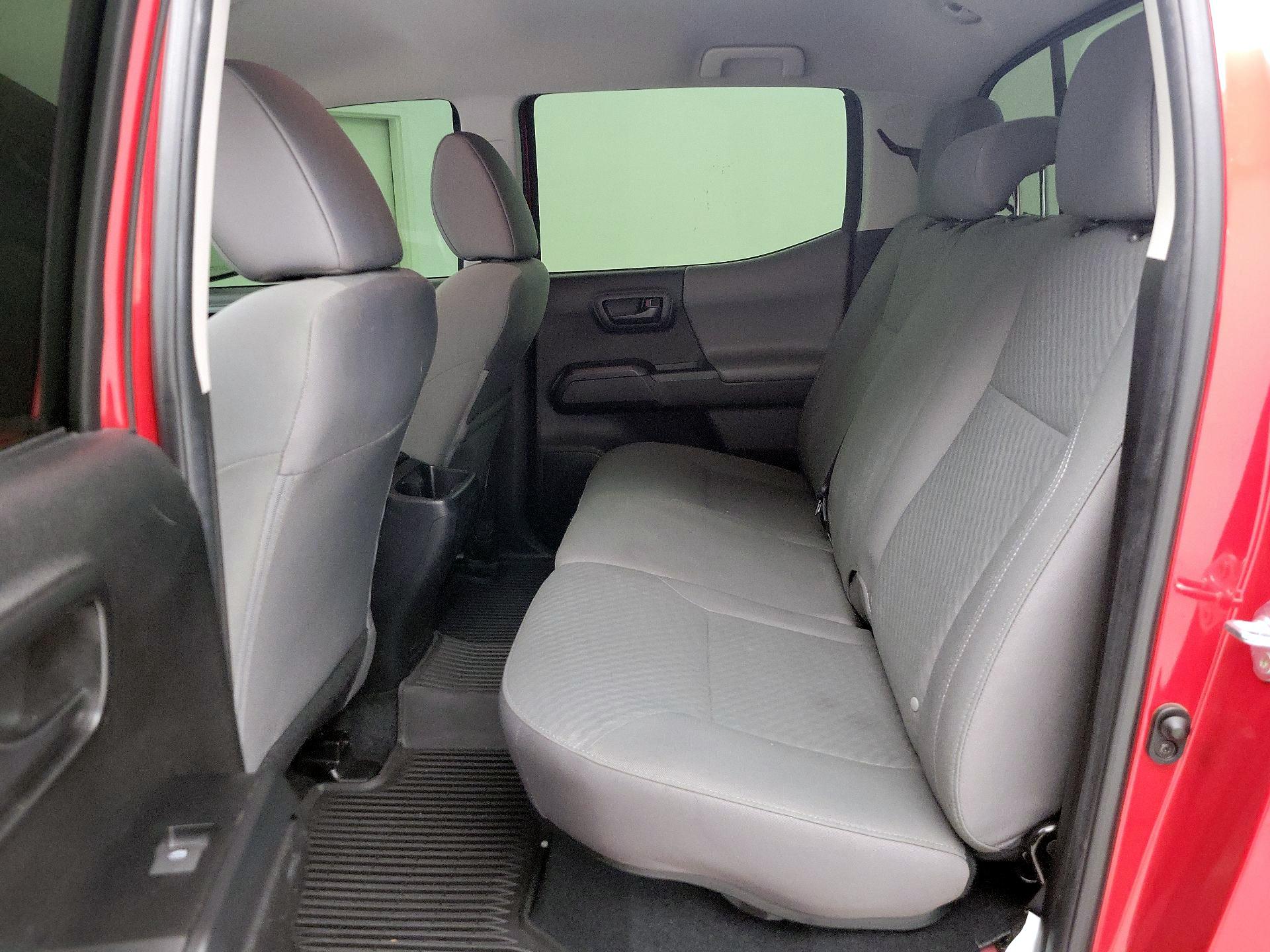 Thumbnail: 2022 Toyota Tacoma - 19