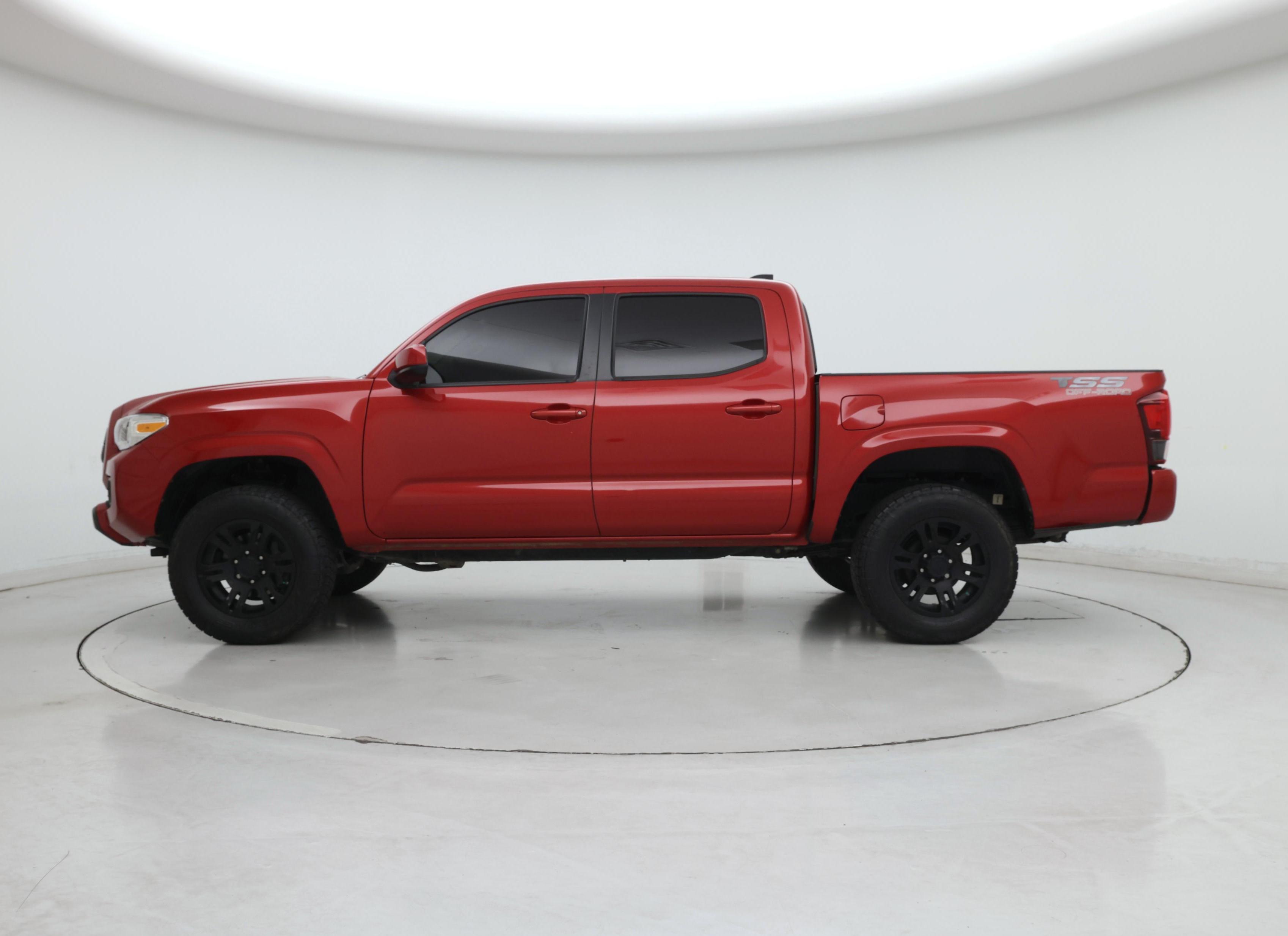 Thumbnail: 2022 Toyota Tacoma - 3
