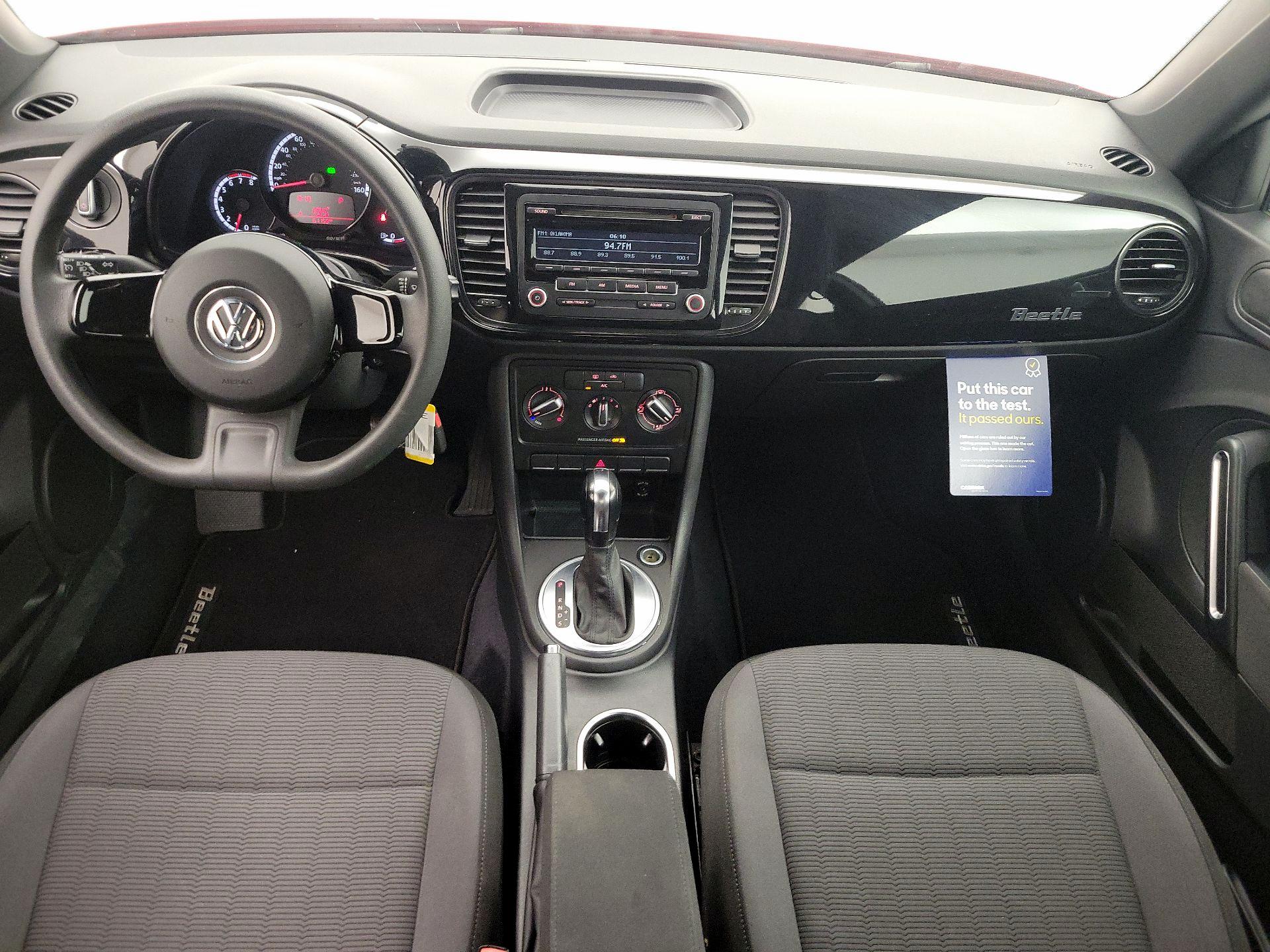 Thumbnail: 2014 Volkswagen Beetle - 9