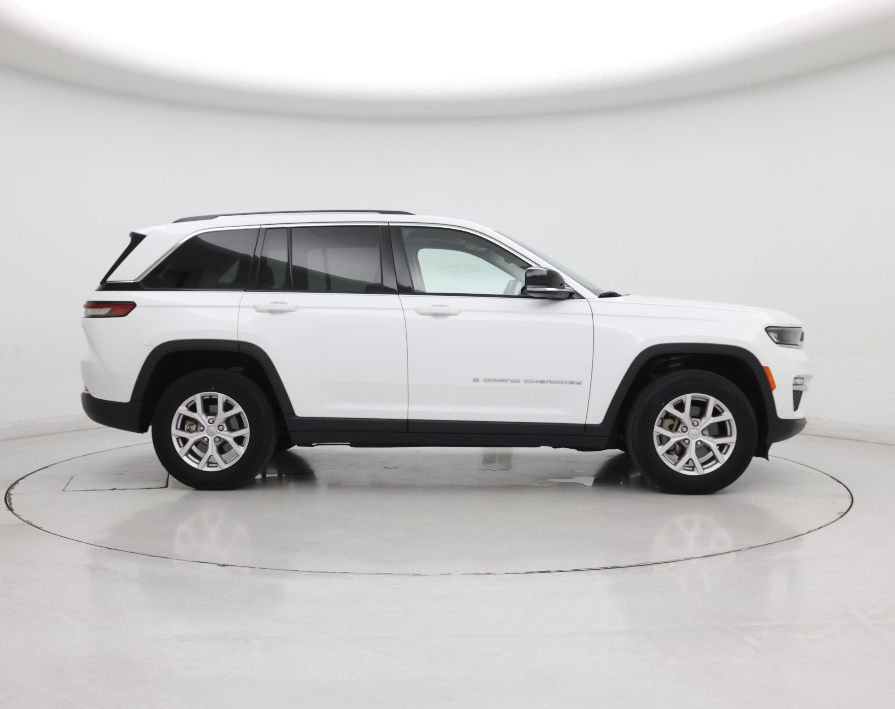 Thumbnail: 2022 Jeep Grand Cherokee - 7