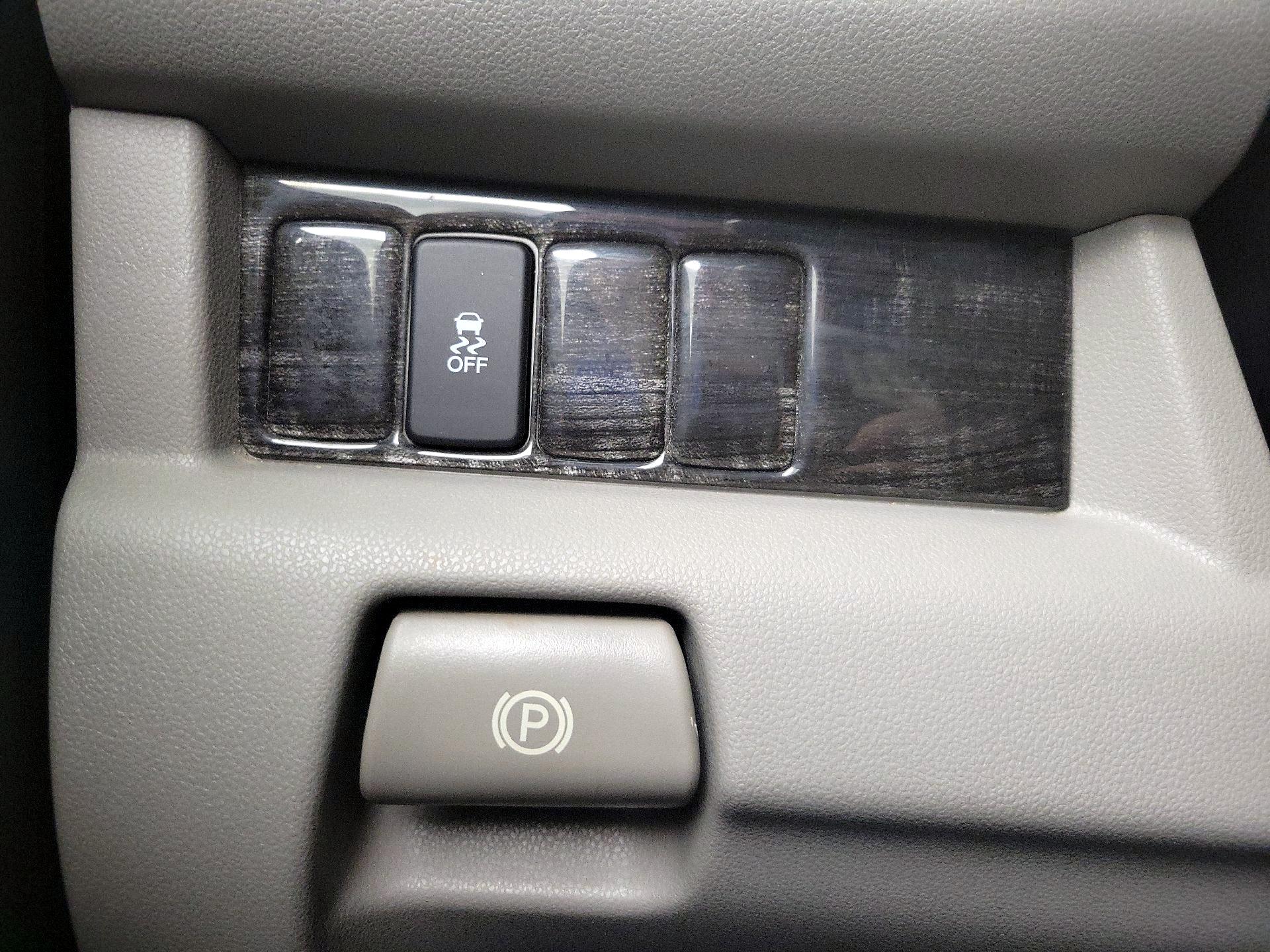 Thumbnail: 2014 Honda Pilot - 13