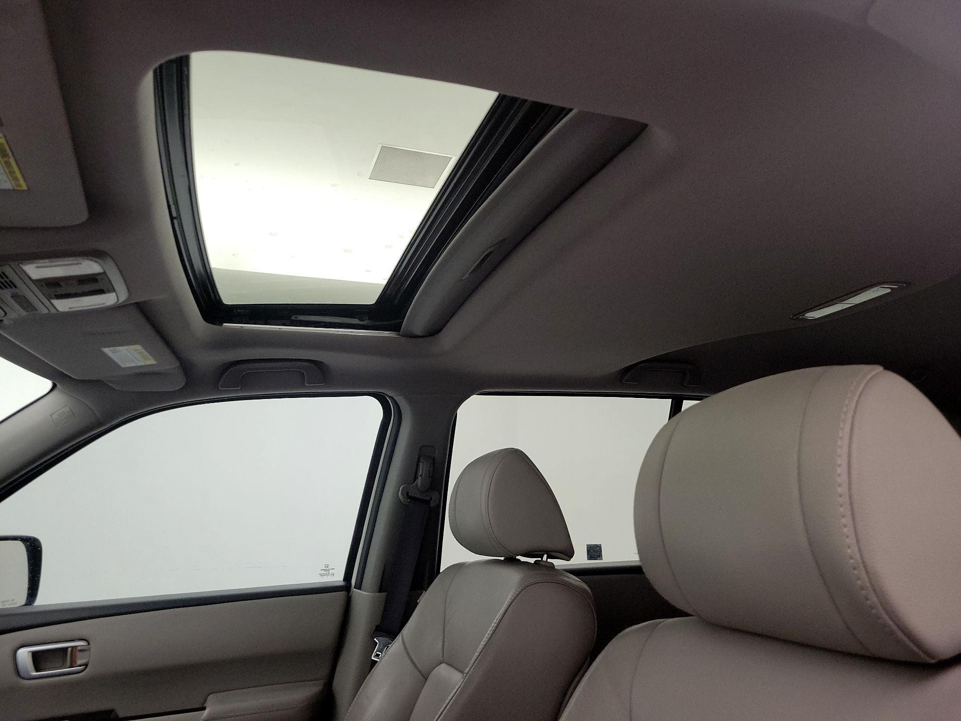 Thumbnail: 2014 Honda Pilot - 19