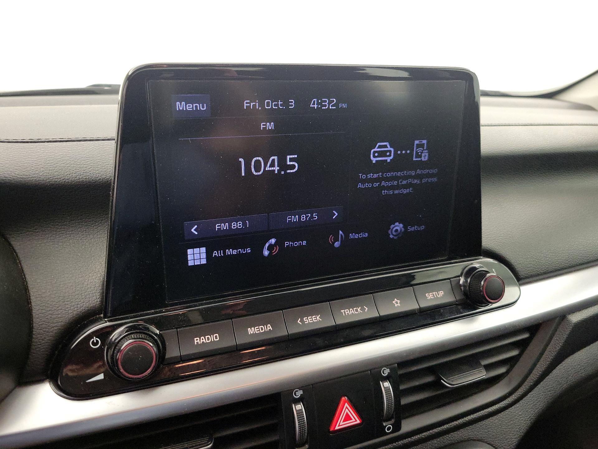 Thumbnail: 2023 Kia Forte - 15