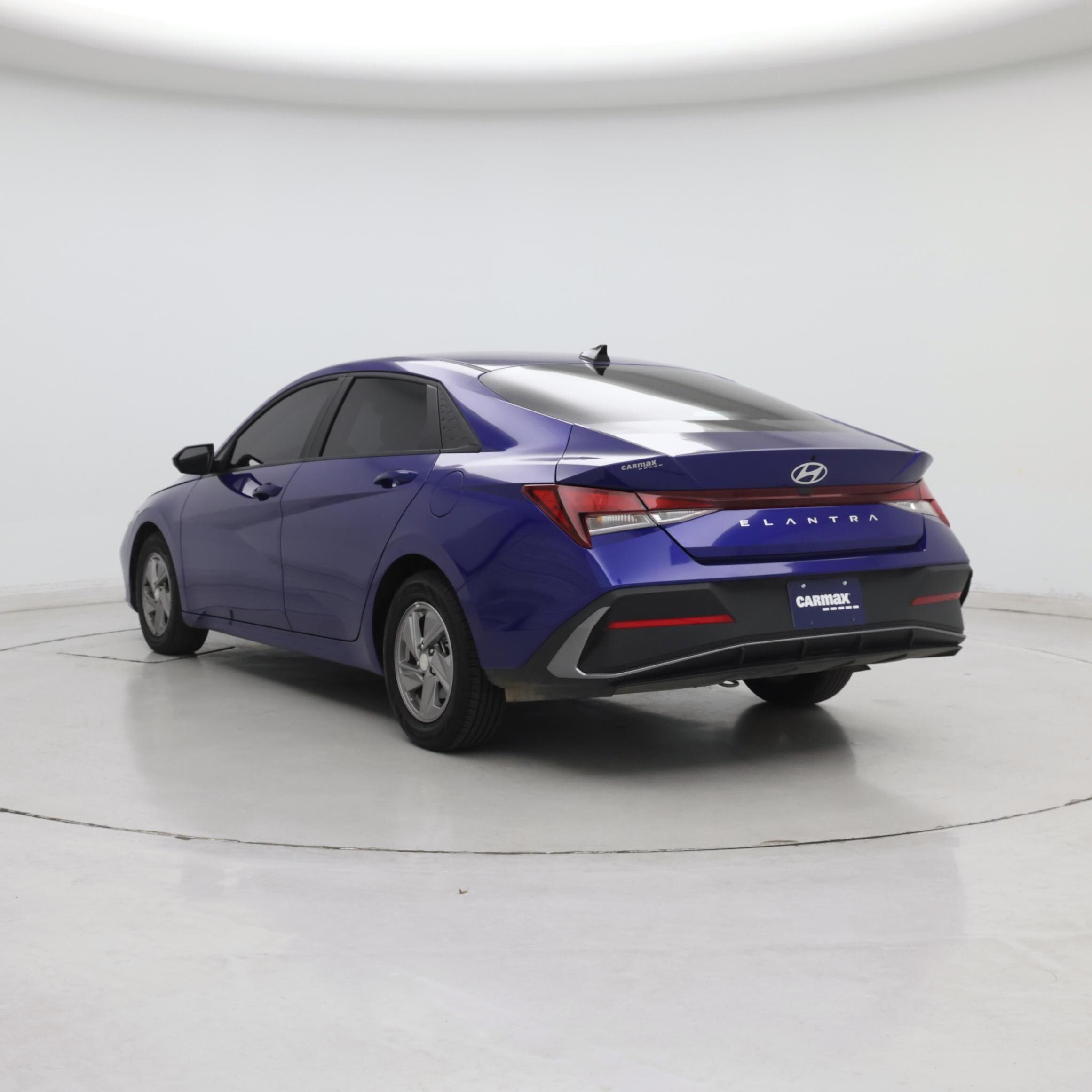 Thumbnail: 2024 Hyundai Elantra - 2