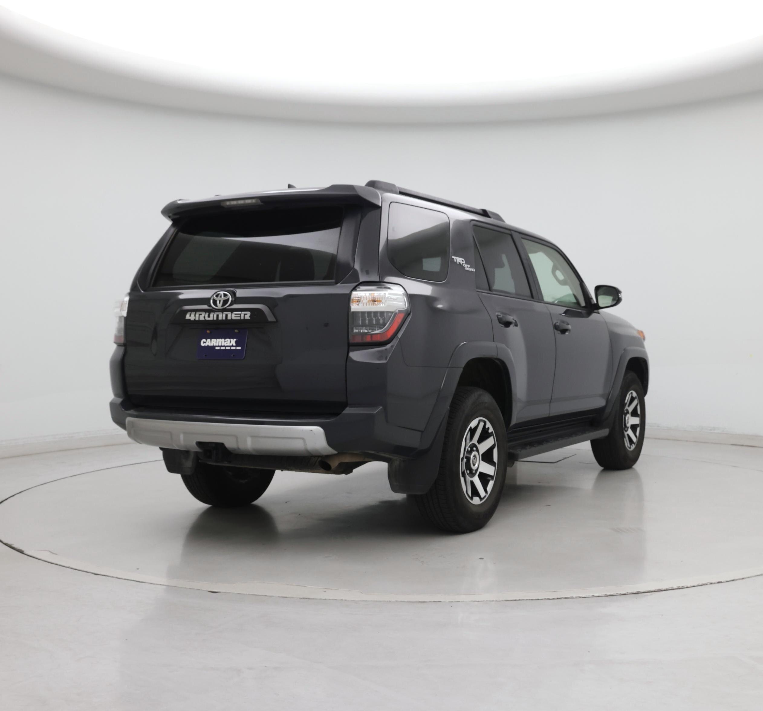 Thumbnail: 2024 Toyota 4Runner - 8