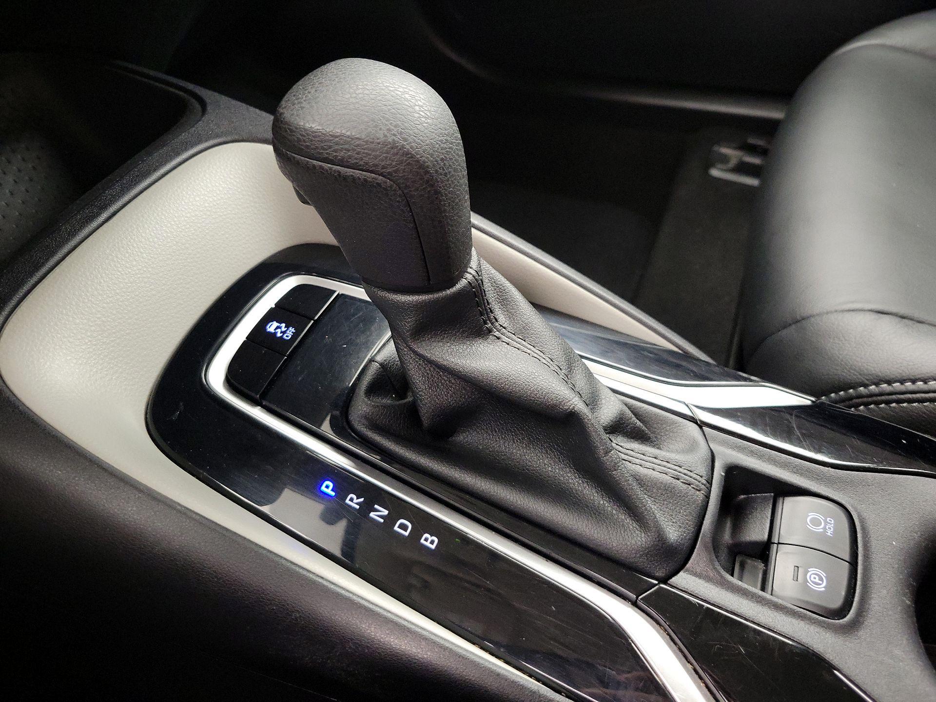 Thumbnail: 2022 Toyota Corolla - 17