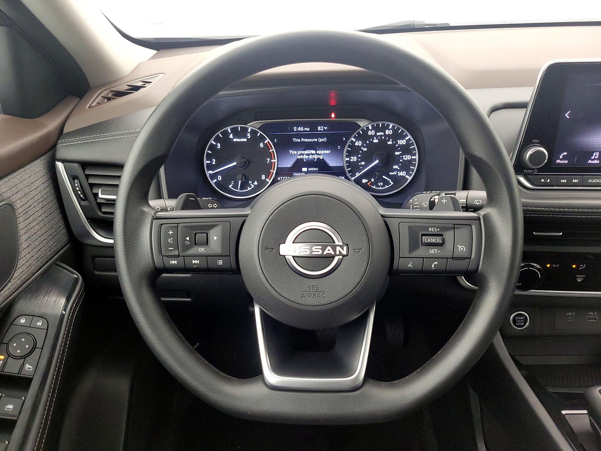 Thumbnail: 2022 Nissan Rogue - 10