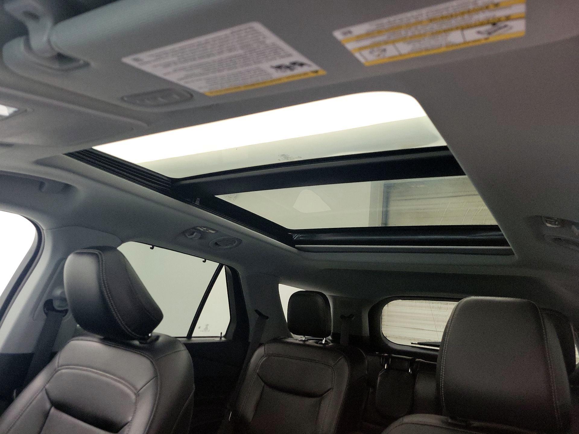 Thumbnail: 2023 Ford Explorer - 20
