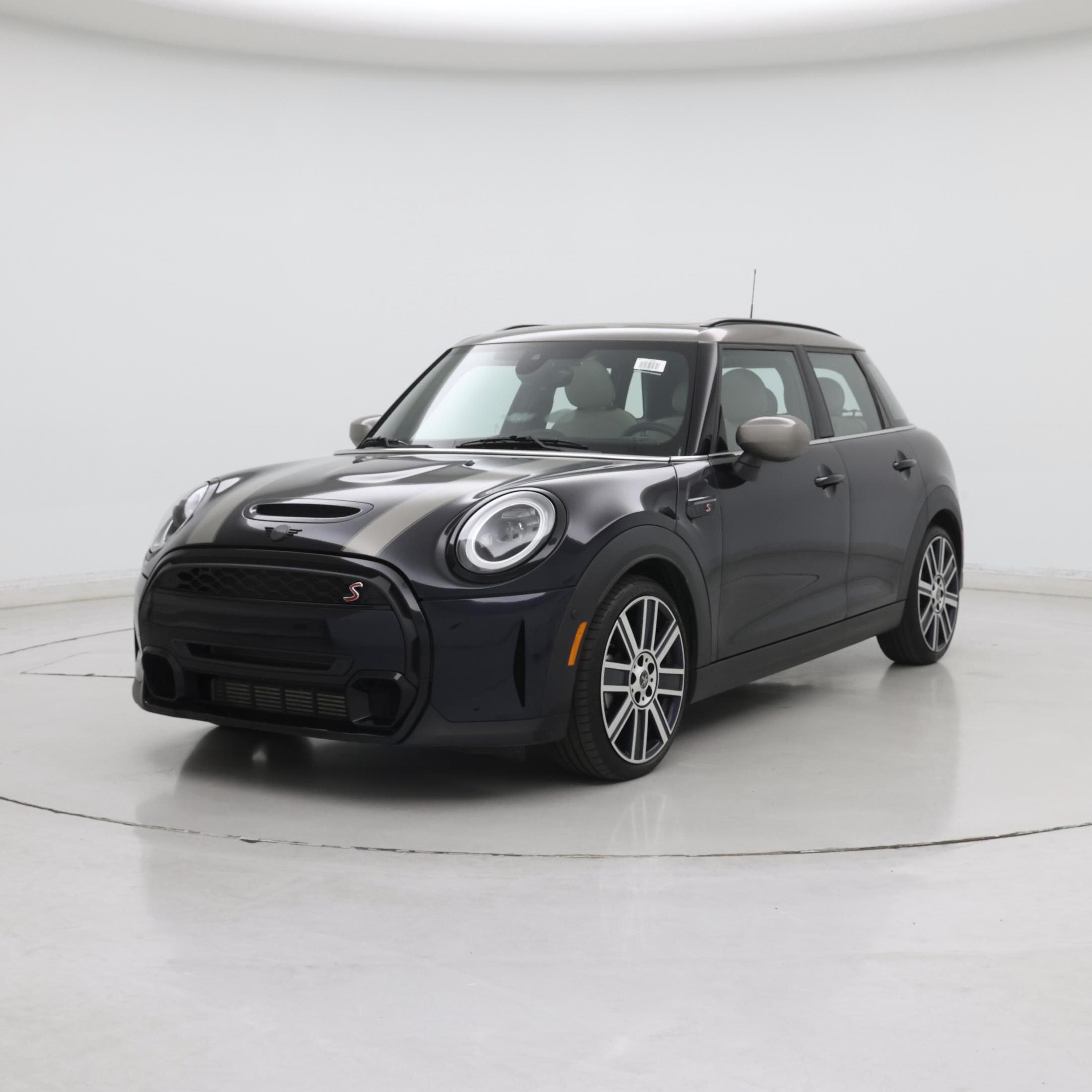 Thumbnail: 2023 MINI Cooper Hardtop - 4