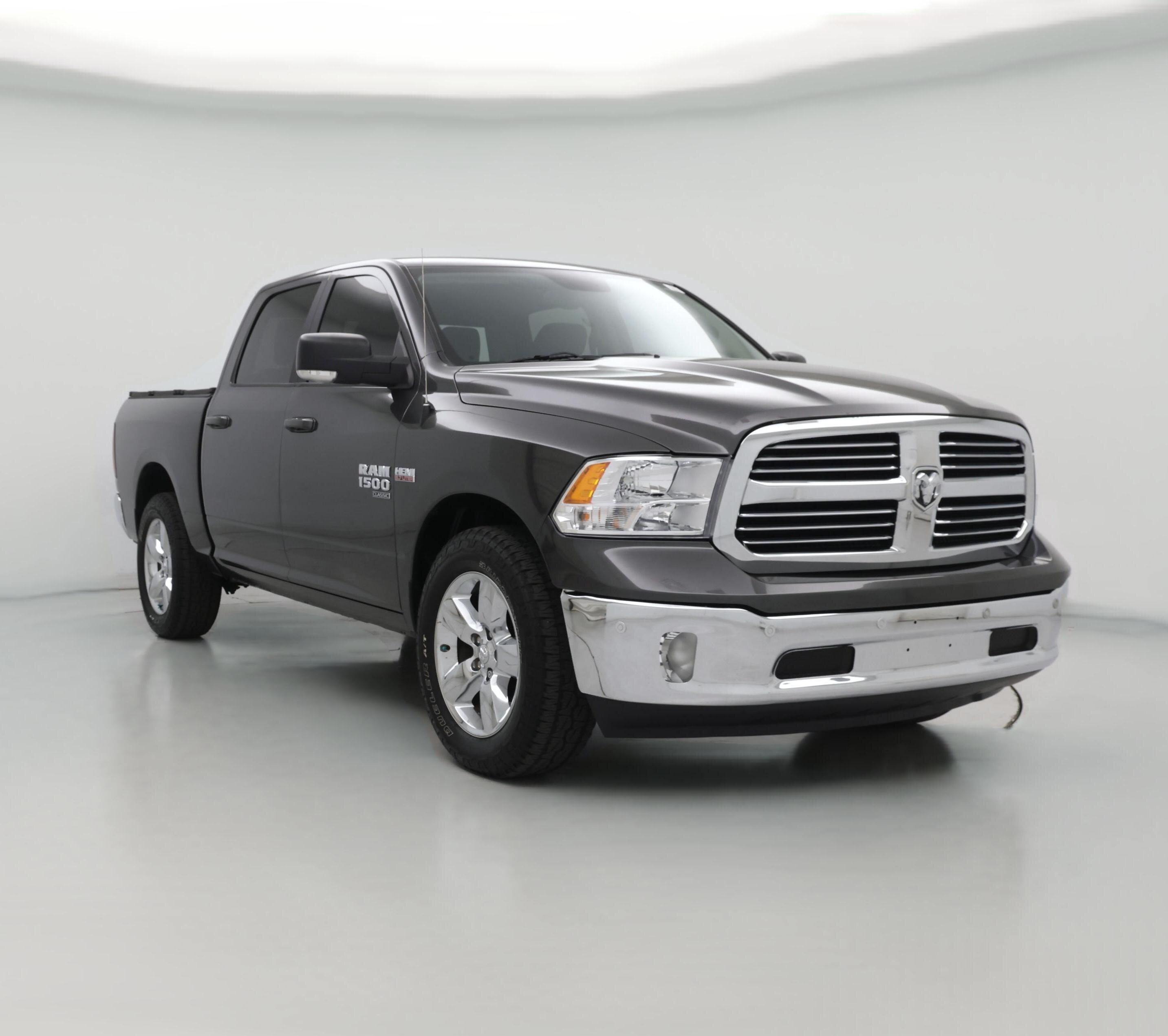 Thumbnail: 2019 RAM 1500 Classic - 1