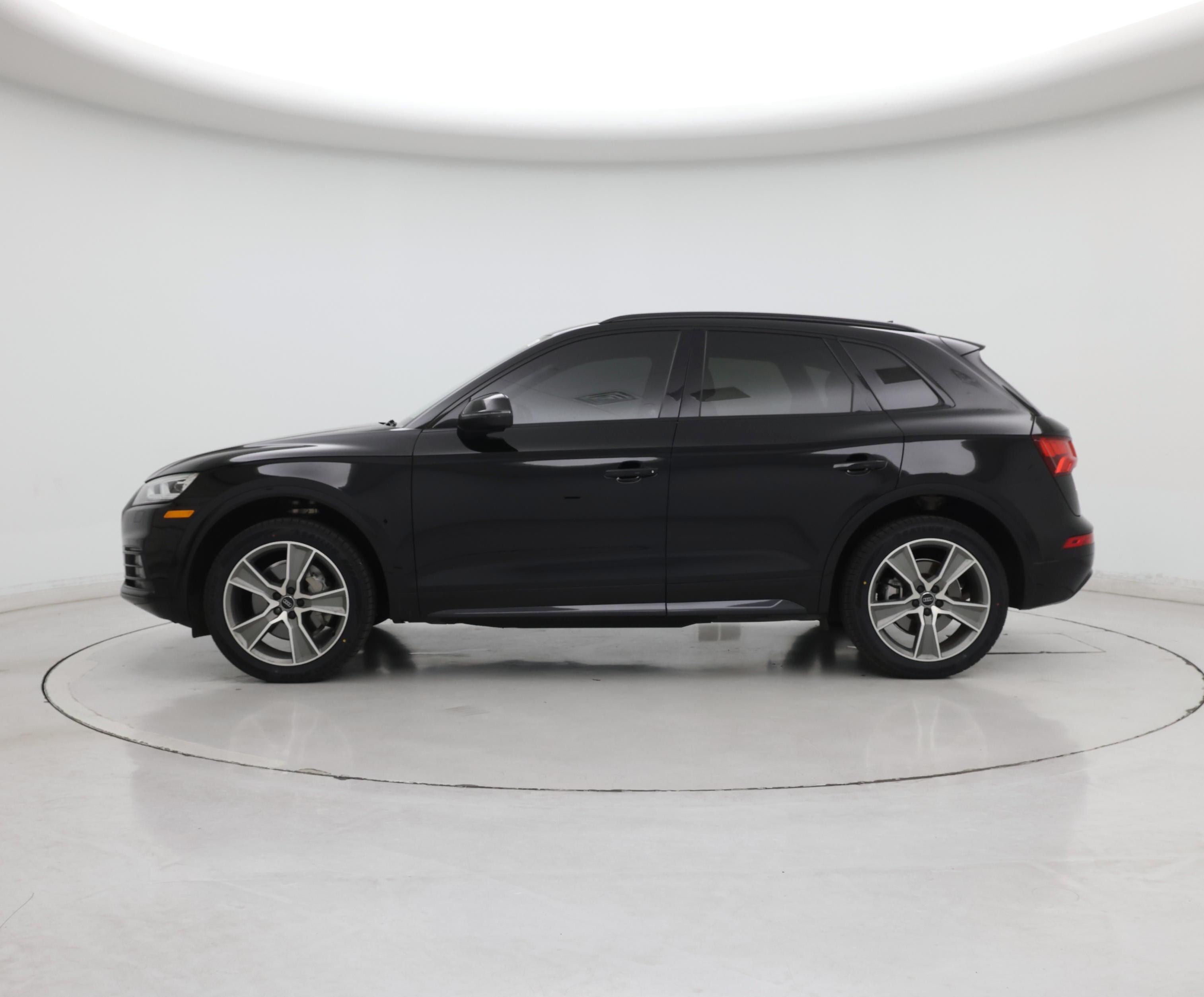 Thumbnail: 2019 Audi Q5 - 3