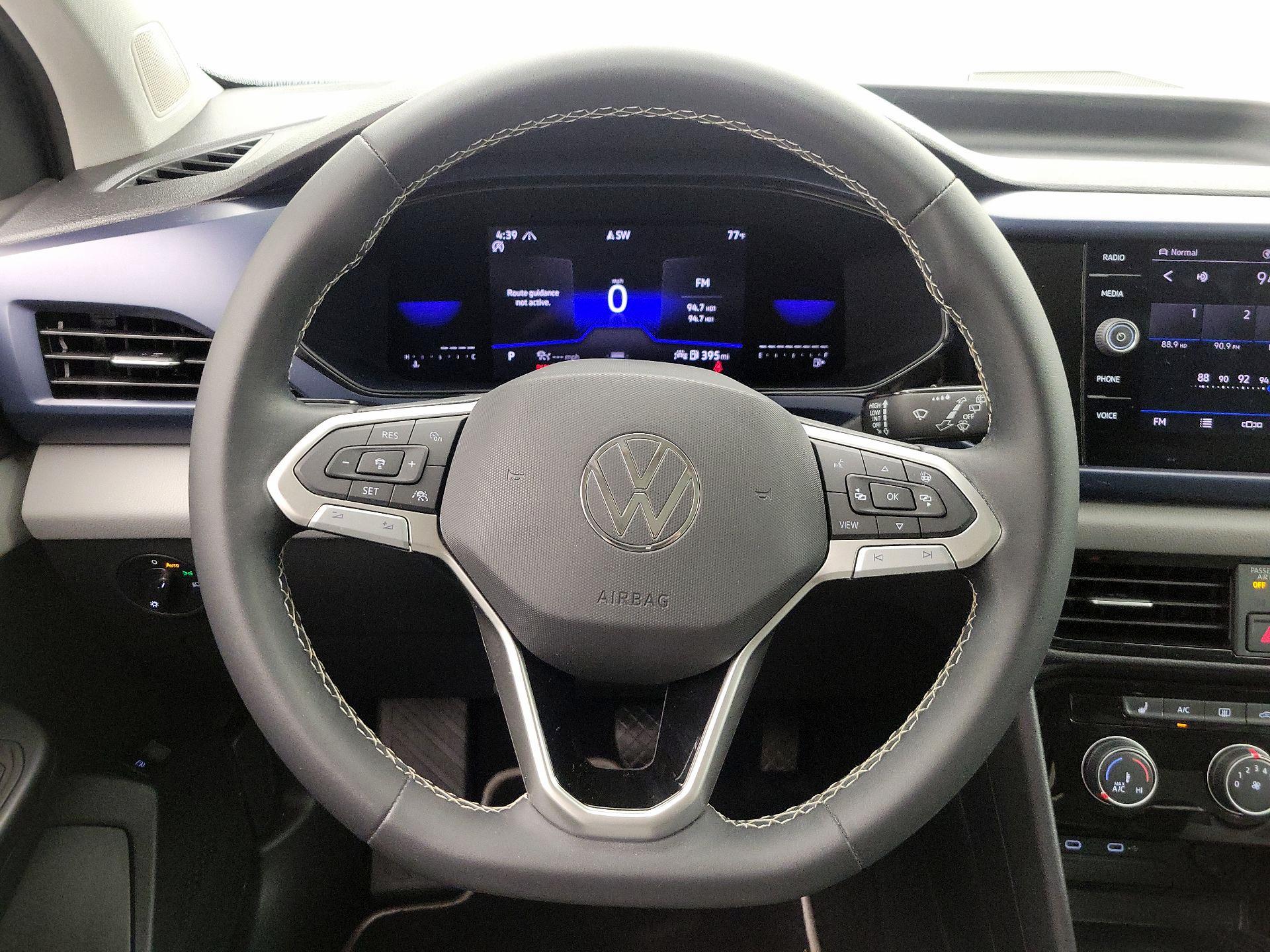 Thumbnail: 2023 Volkswagen Taos - 10