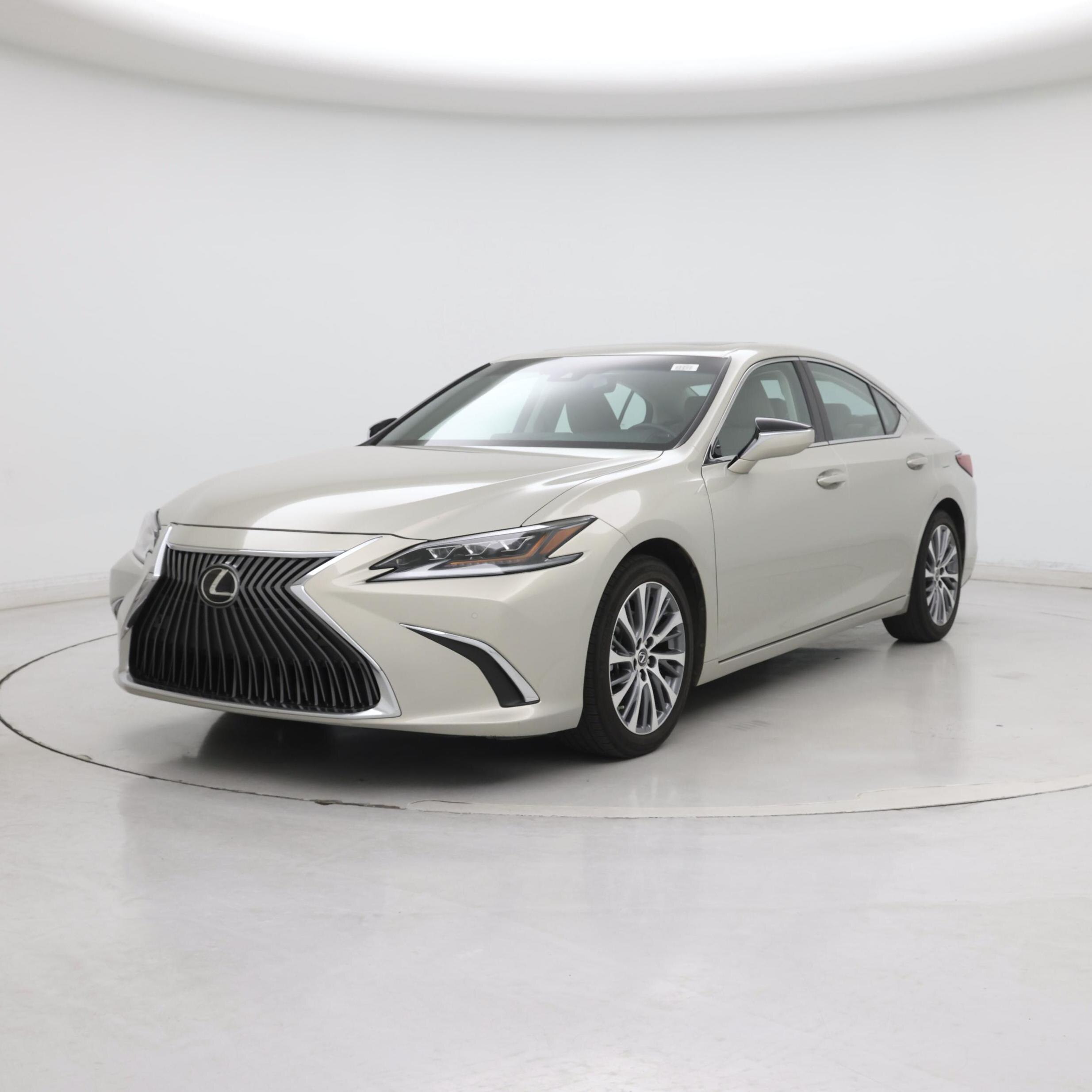 Thumbnail: 2020 Lexus ES - 4