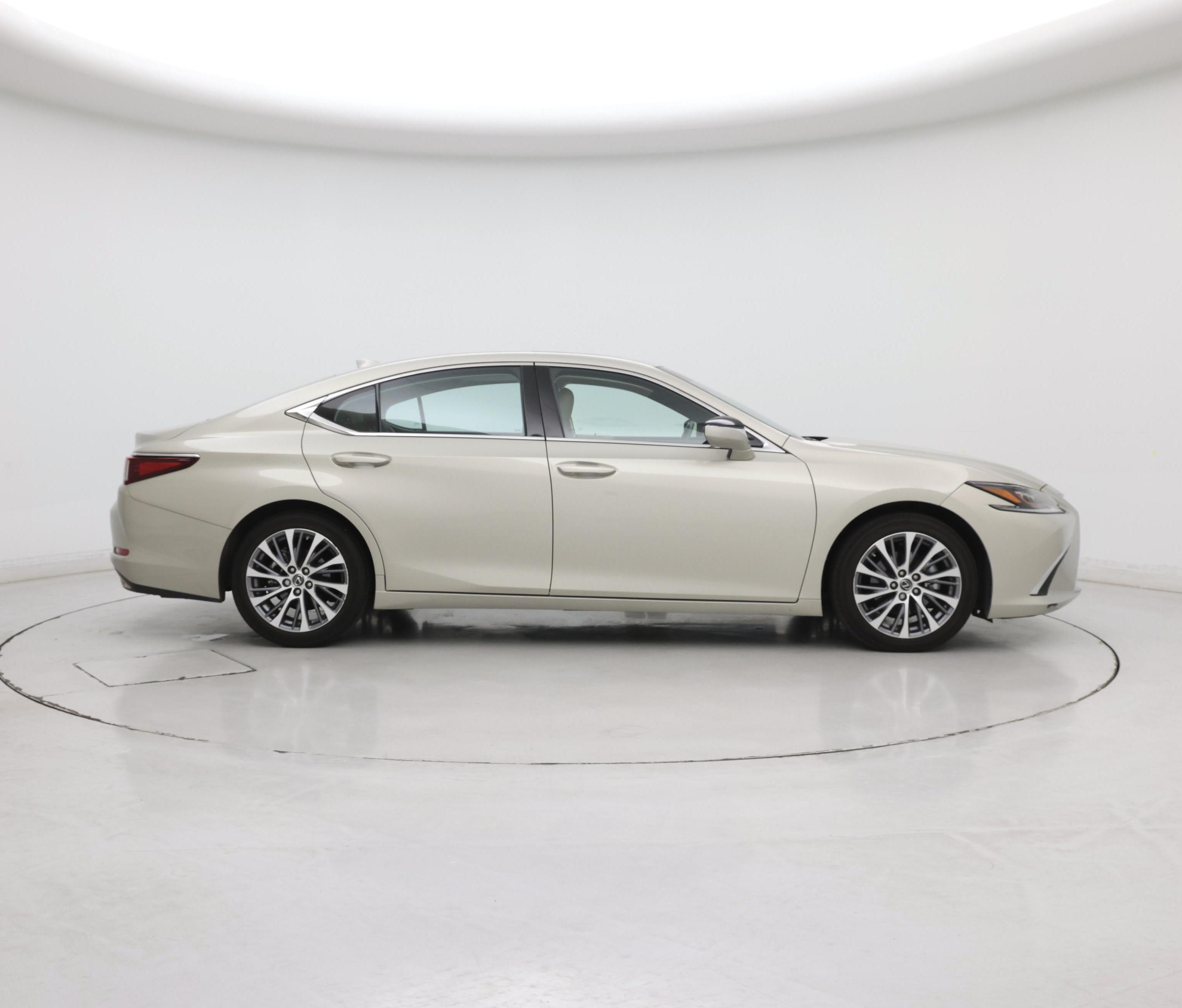 Thumbnail: 2020 Lexus ES - 7