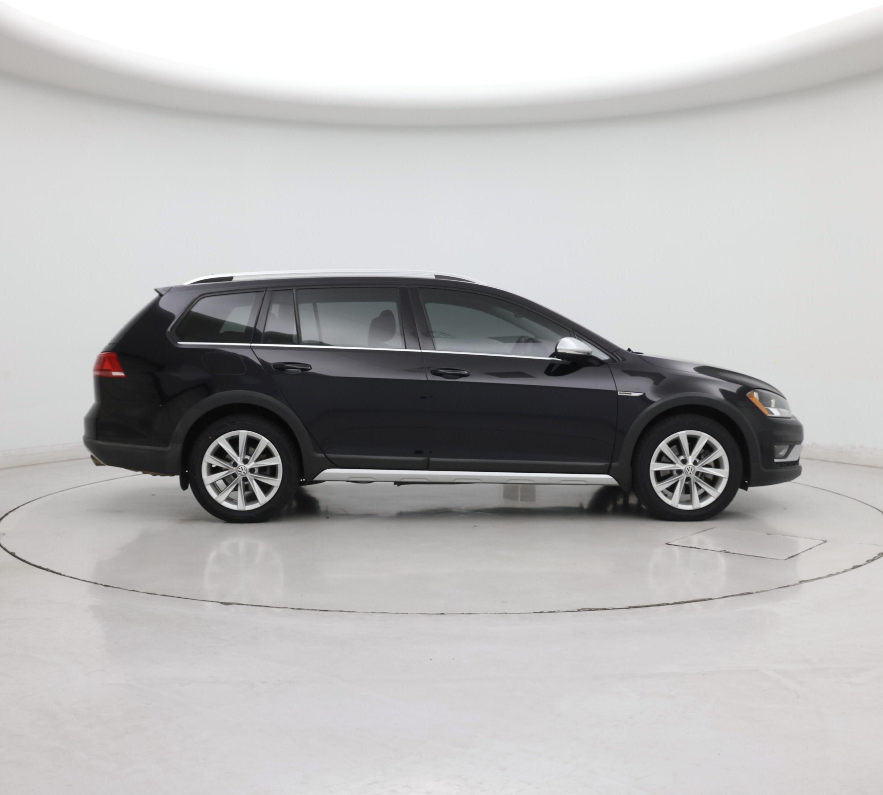 Thumbnail: 2017 Volkswagen Golf - 7