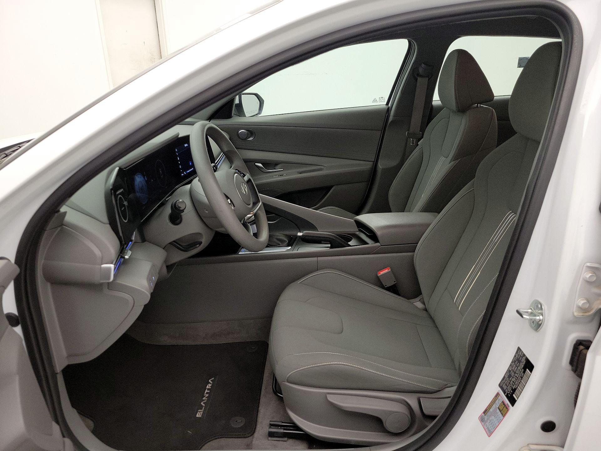 Thumbnail: 2024 Hyundai Elantra - 11
