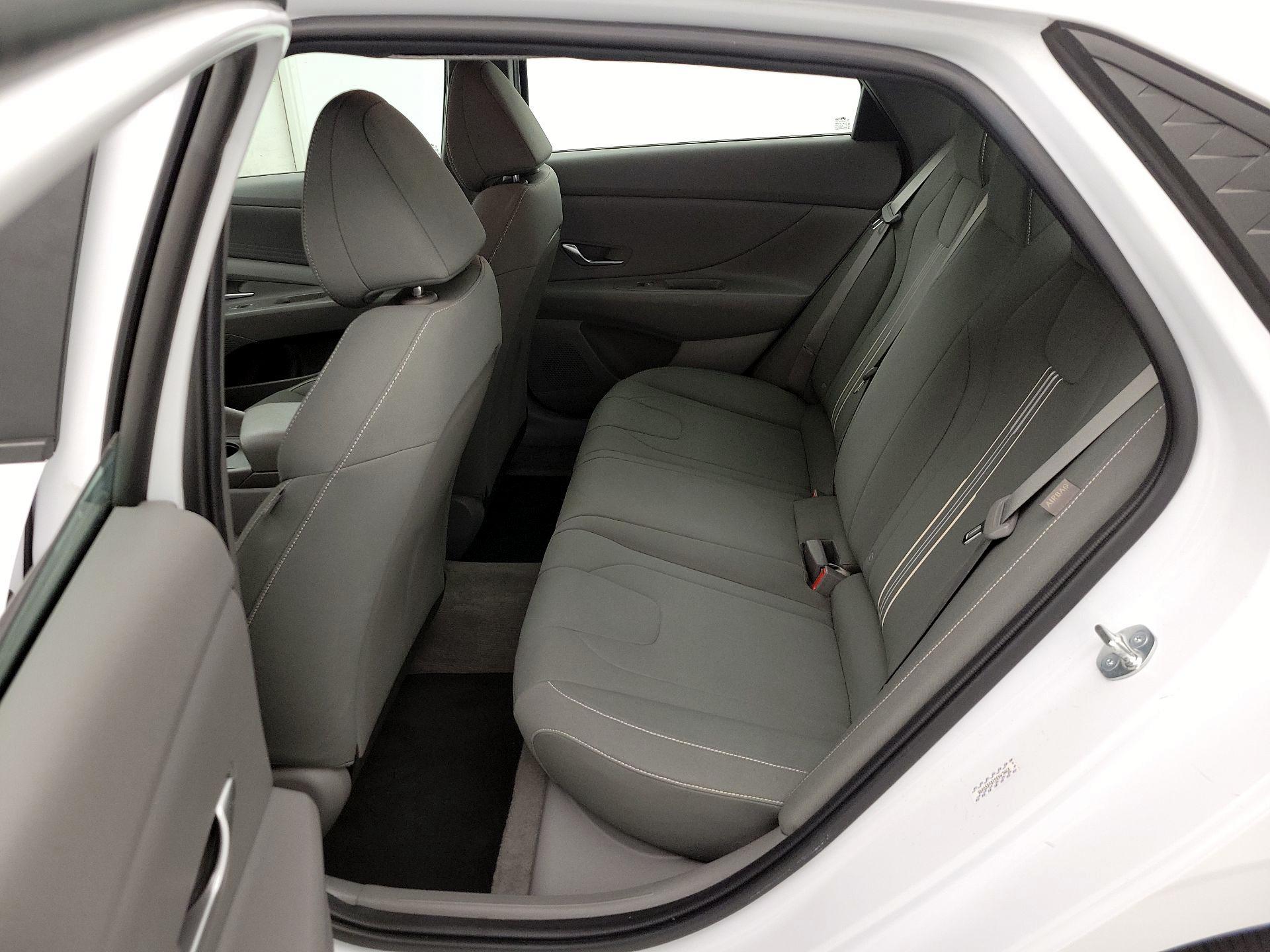 Thumbnail: 2024 Hyundai Elantra - 20