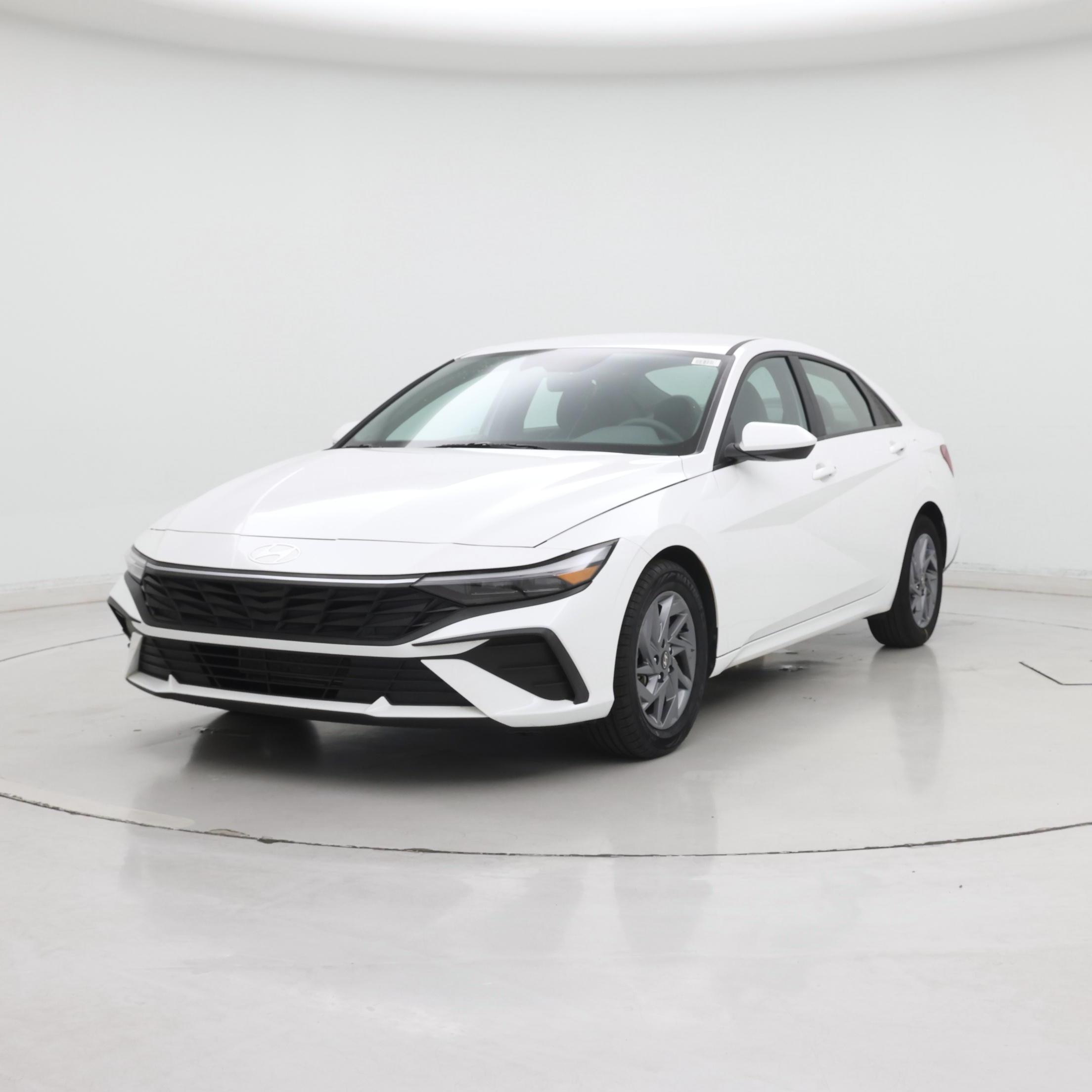 Thumbnail: 2024 Hyundai Elantra - 4