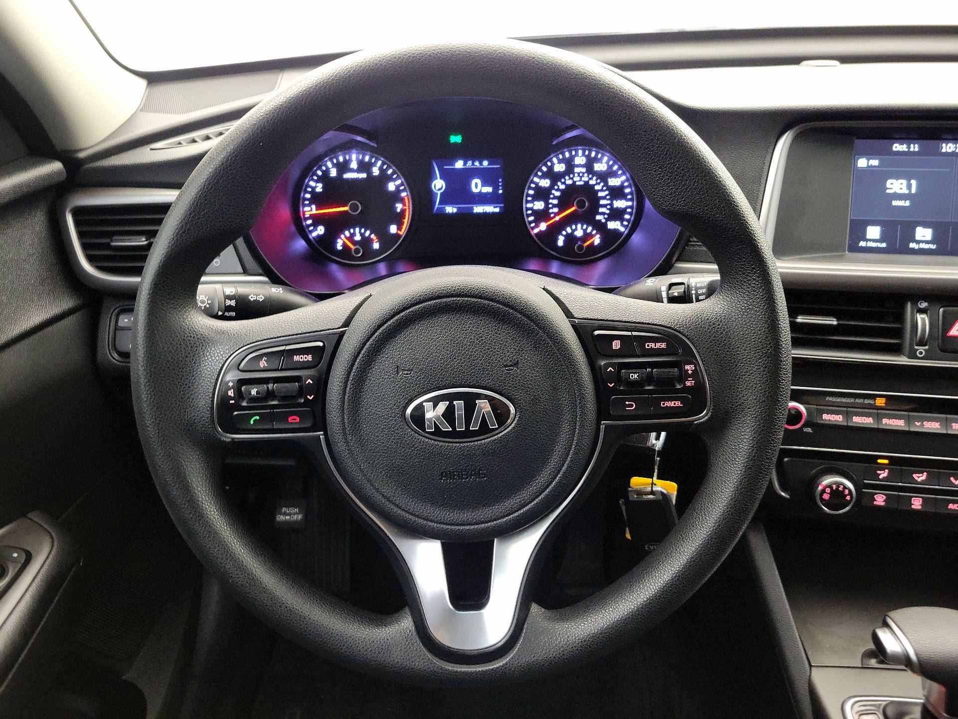 Thumbnail: 2018 Kia Optima - 10