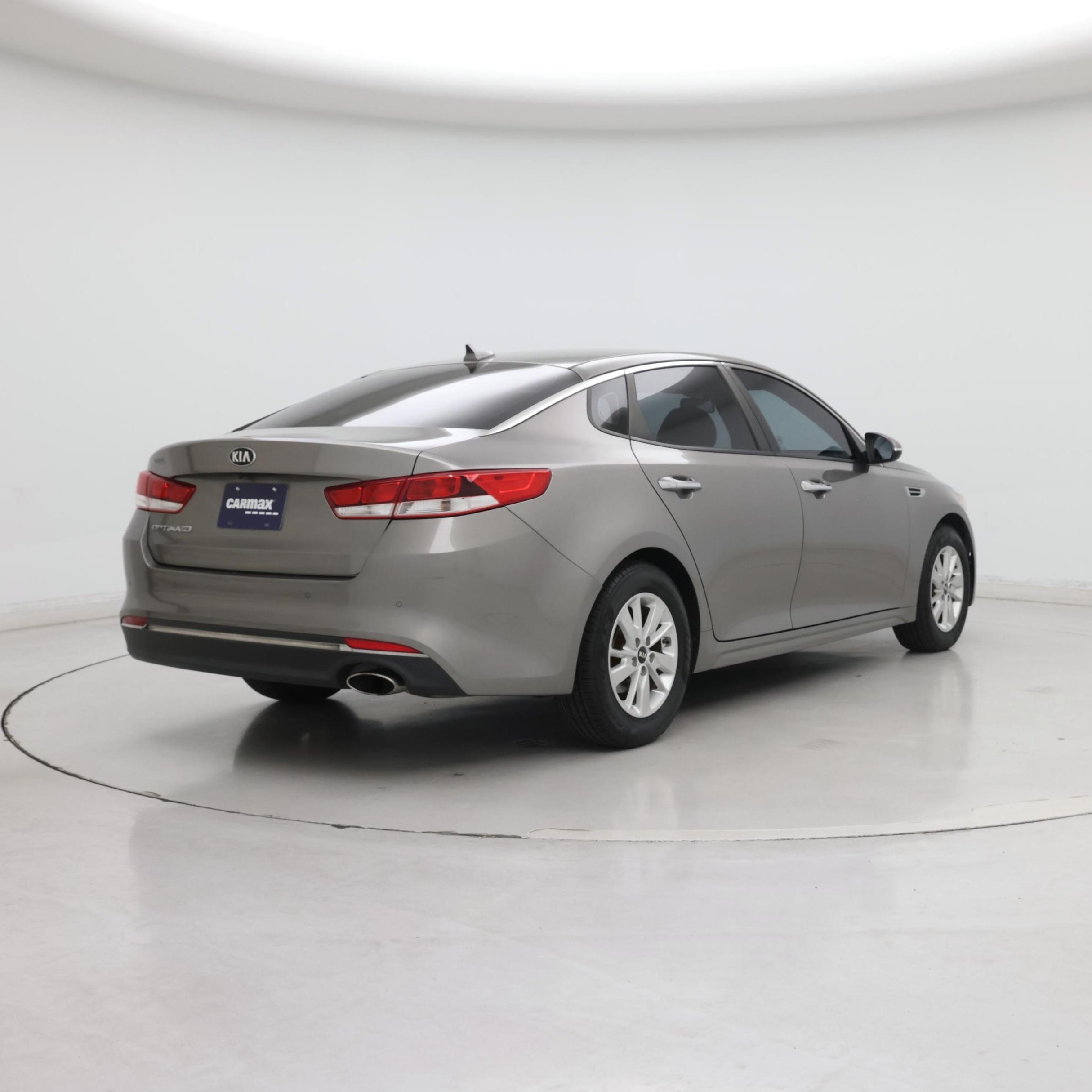 Thumbnail: 2018 Kia Optima - 8