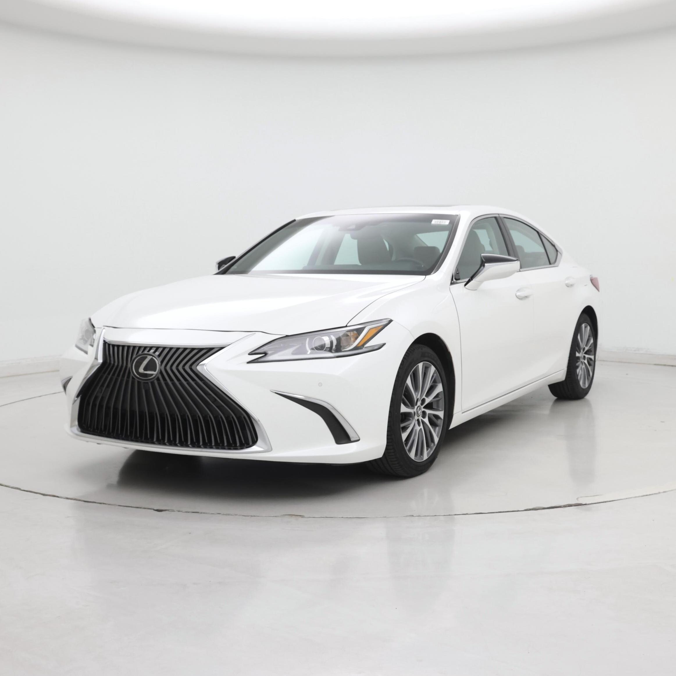 Thumbnail: 2021 Lexus ES - 4