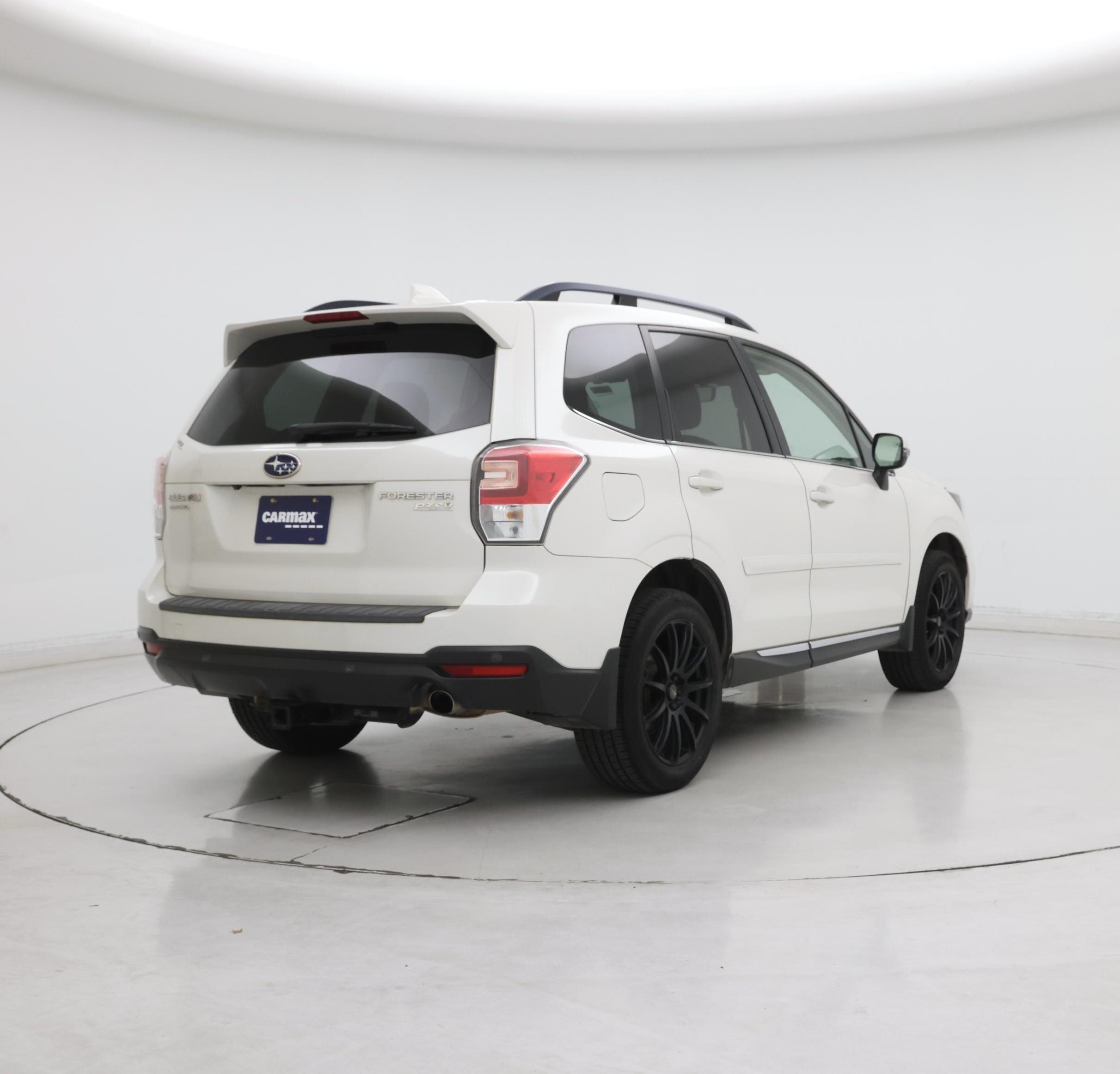 Thumbnail: 2017 Subaru Forester - 8