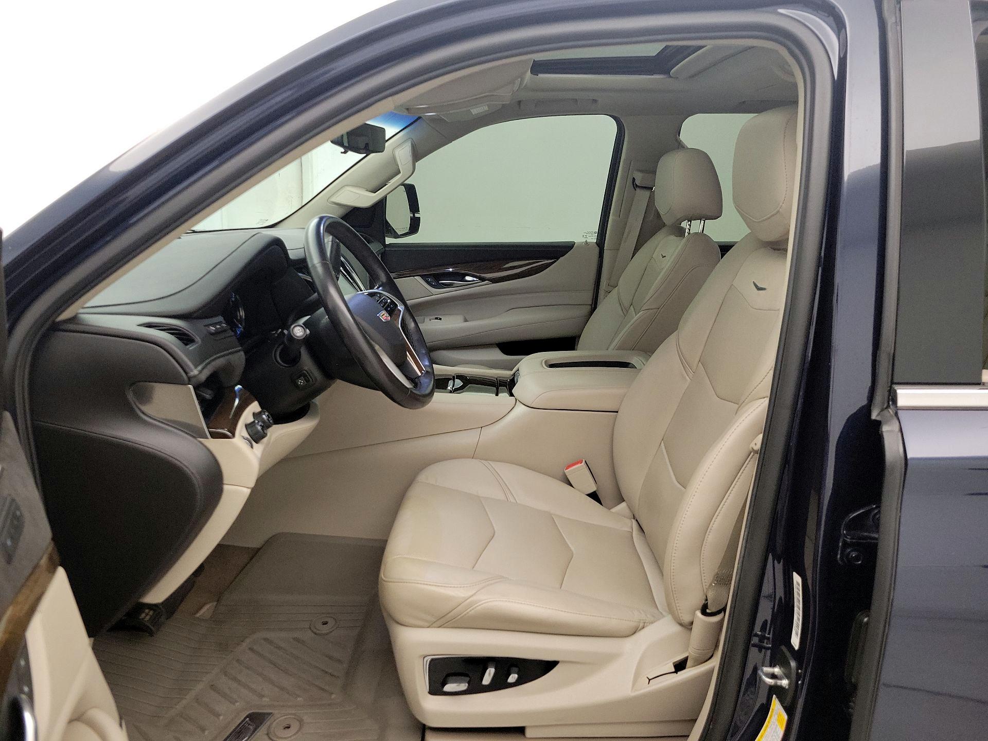 Thumbnail: 2018 Cadillac Escalade - 11