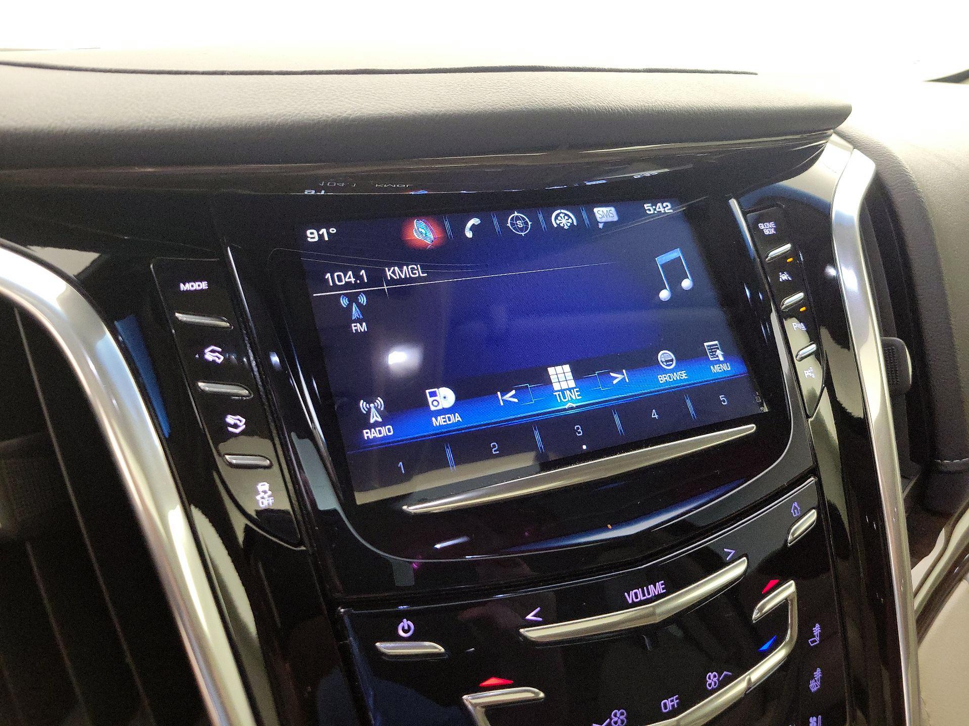 Thumbnail: 2018 Cadillac Escalade - 16