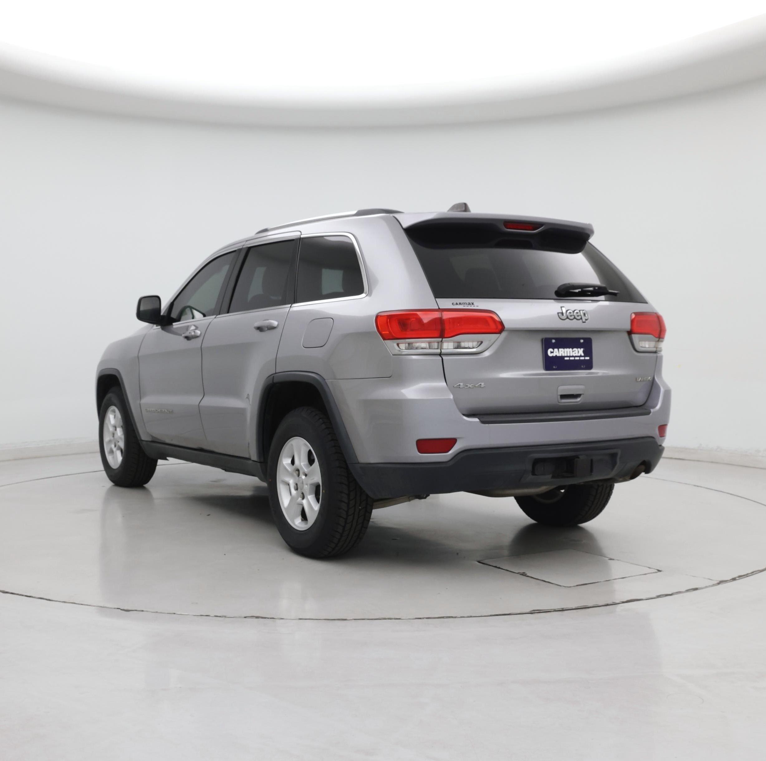 Thumbnail: 2015 Jeep Grand Cherokee - 2