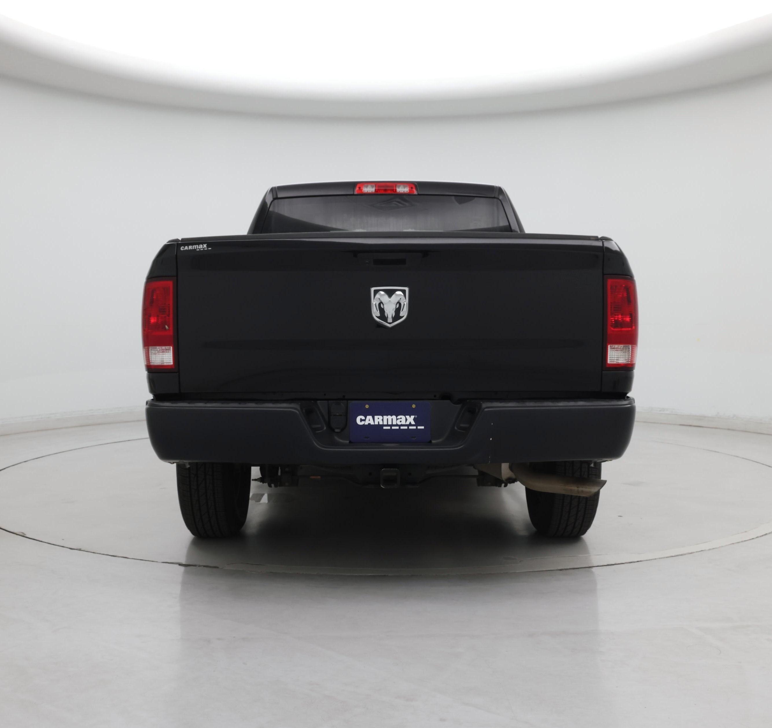 Thumbnail: 2019 RAM 1500 Classic - 6