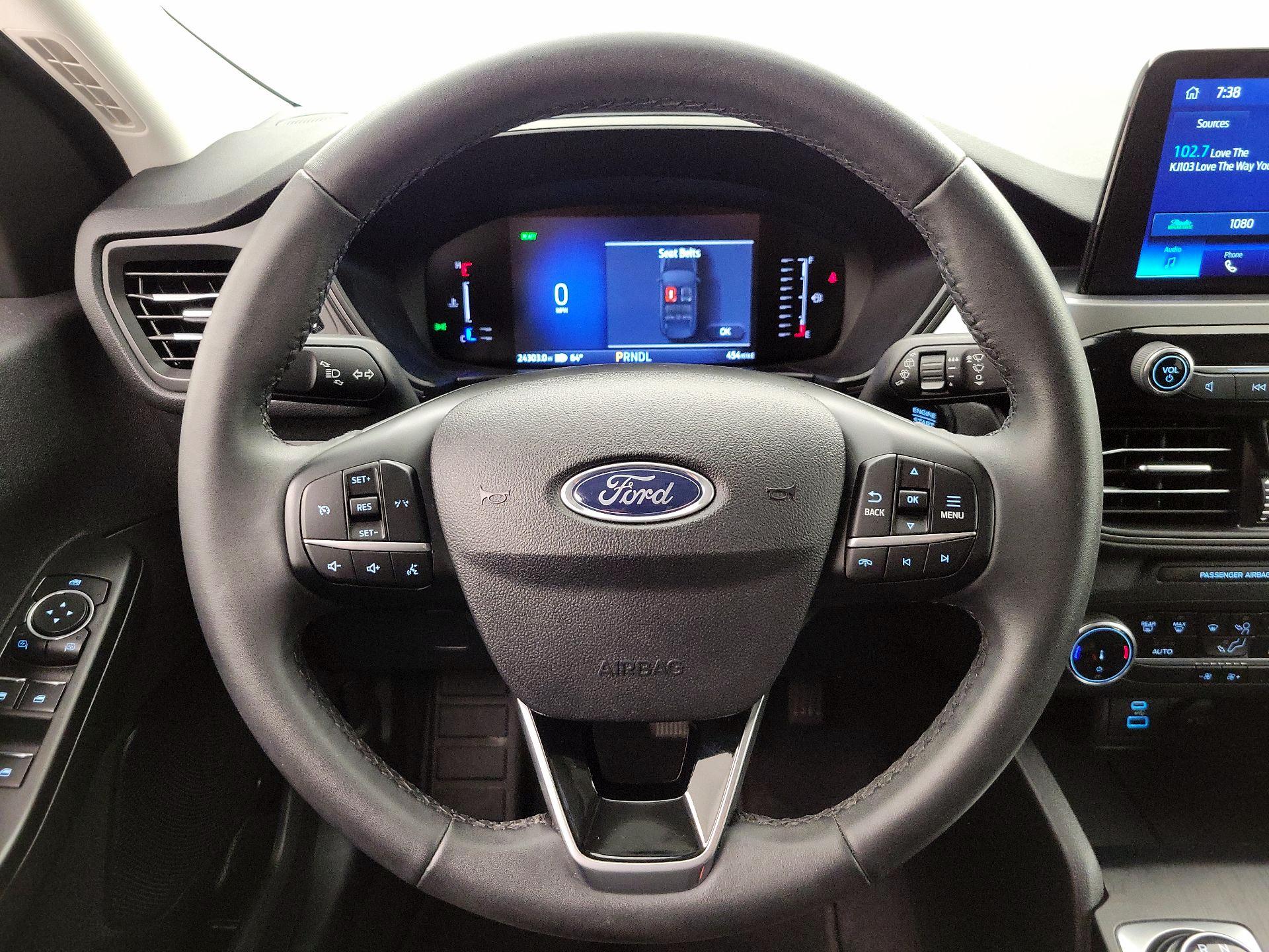 Thumbnail: 2023 Ford Escape - 10