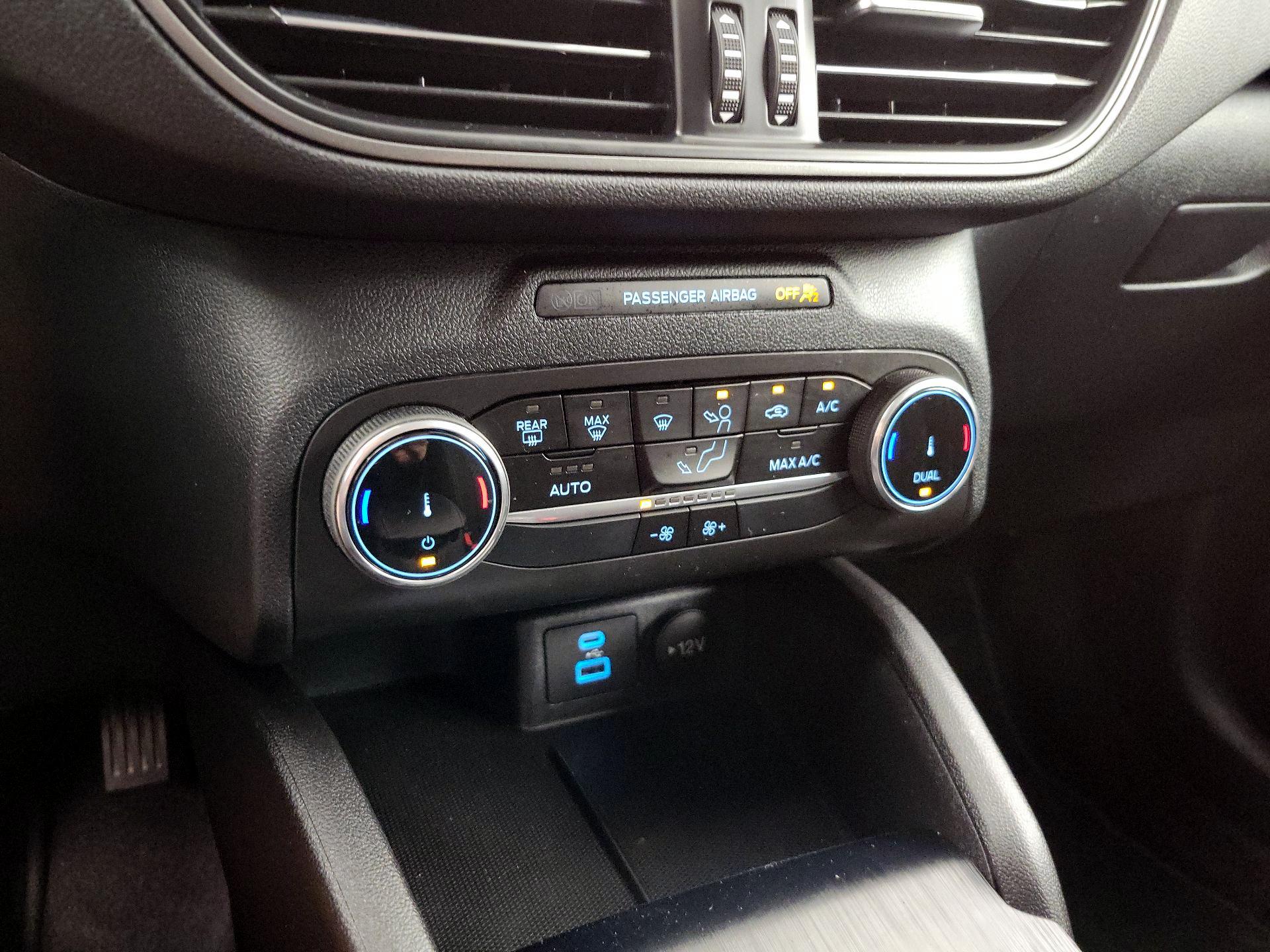 Thumbnail: 2023 Ford Escape - 16