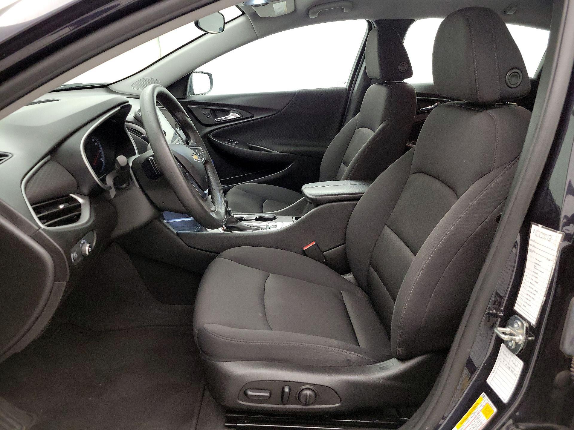 Thumbnail: 2023 Chevrolet Malibu - 11