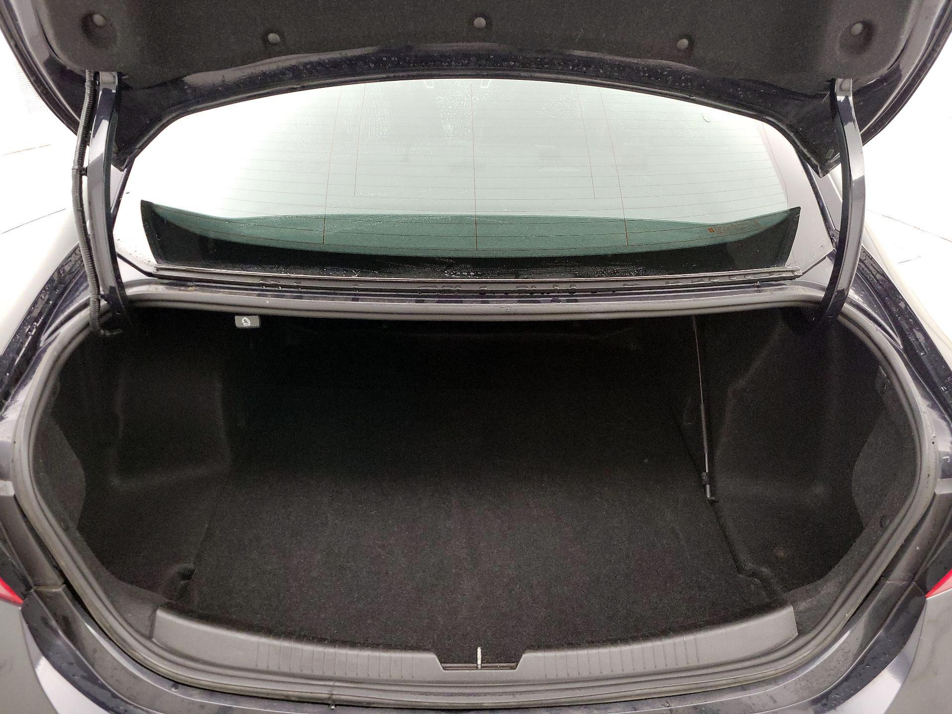 Thumbnail: 2023 Chevrolet Malibu - 20