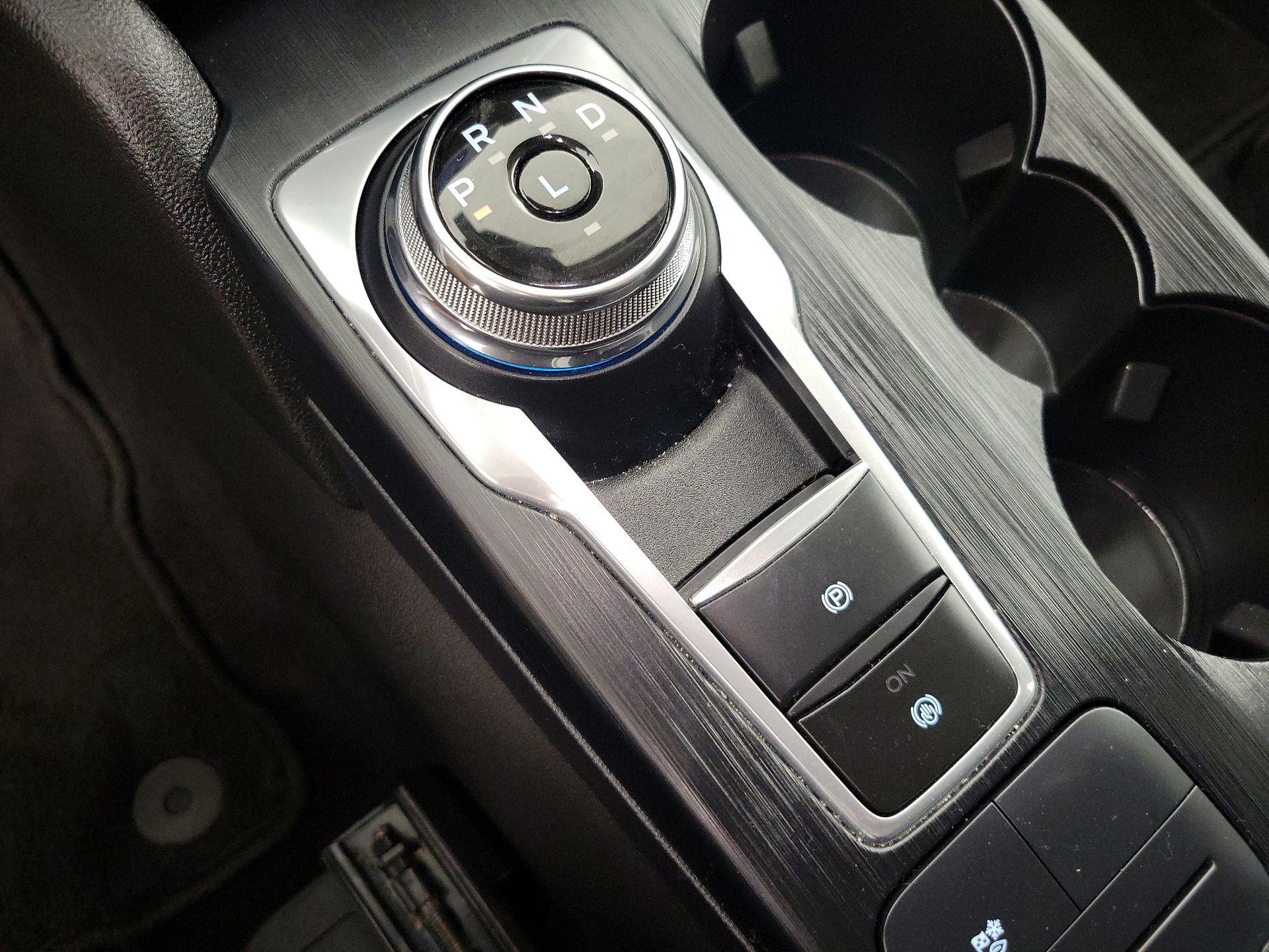 Thumbnail: 2023 Ford Escape - 17