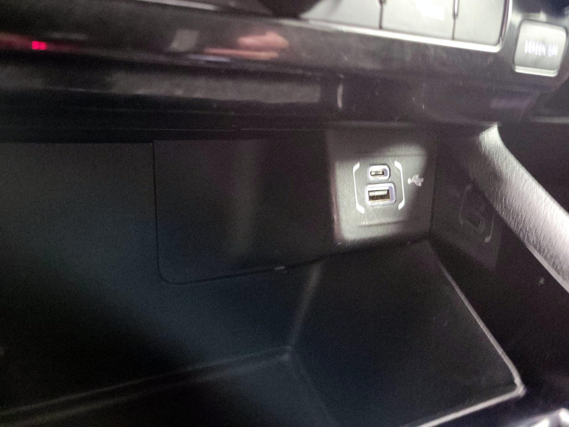 Thumbnail: 2023 Jeep Compass - 18