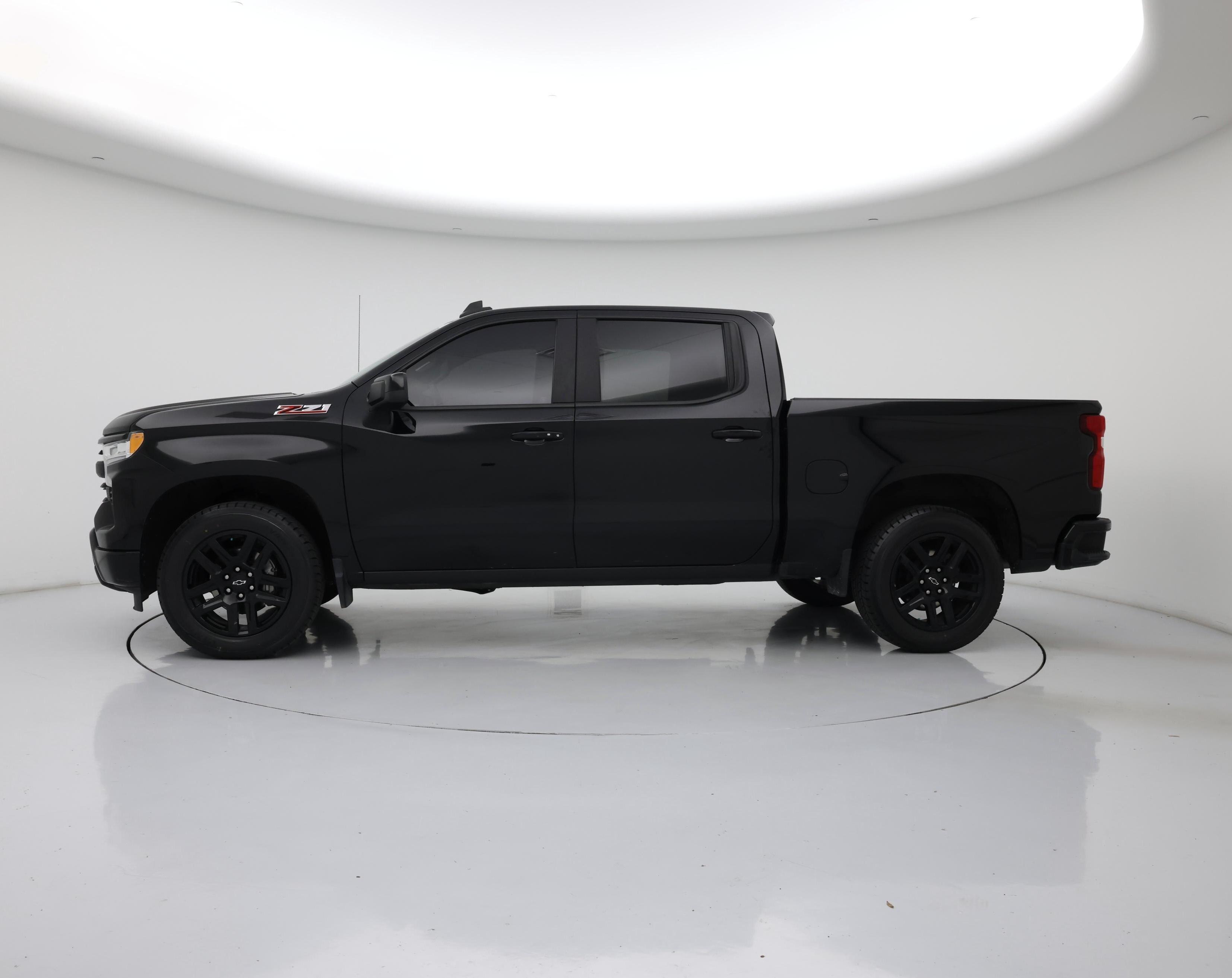 Thumbnail: 2022 Chevrolet Silverado 1500 - 3