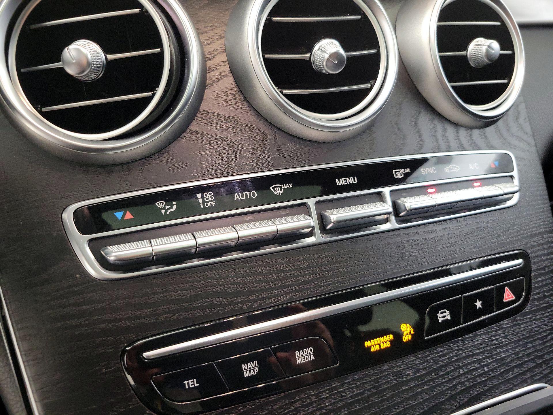 Thumbnail: 2022 Mercedes-Benz GLC - 16