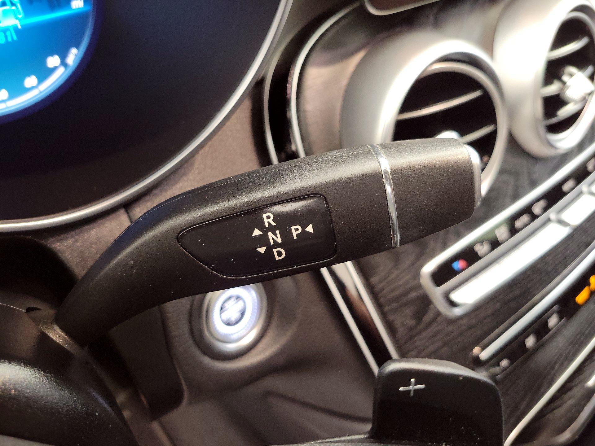 Thumbnail: 2022 Mercedes-Benz GLC - 17