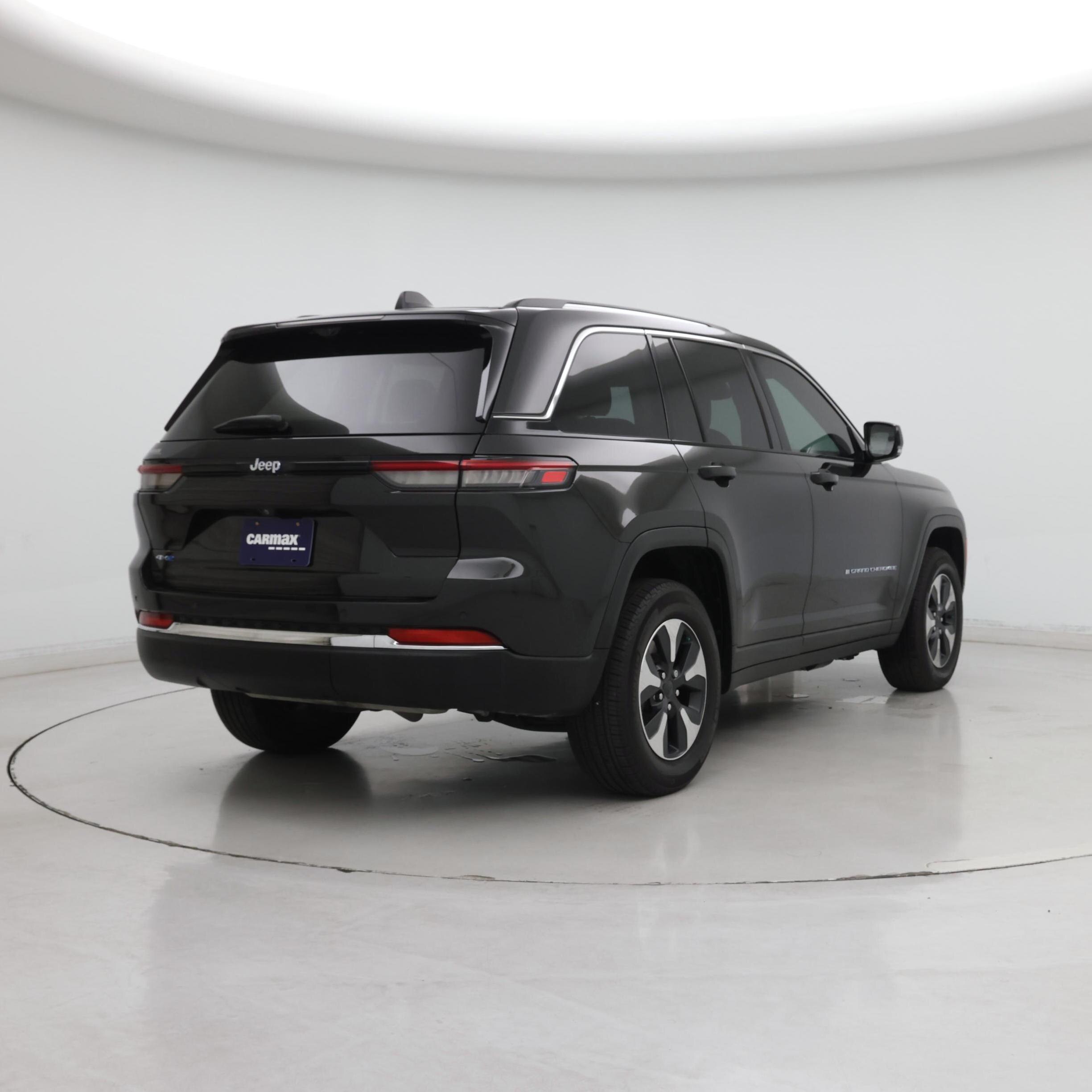 Thumbnail: 2023 Jeep Grand Cherokee - 8