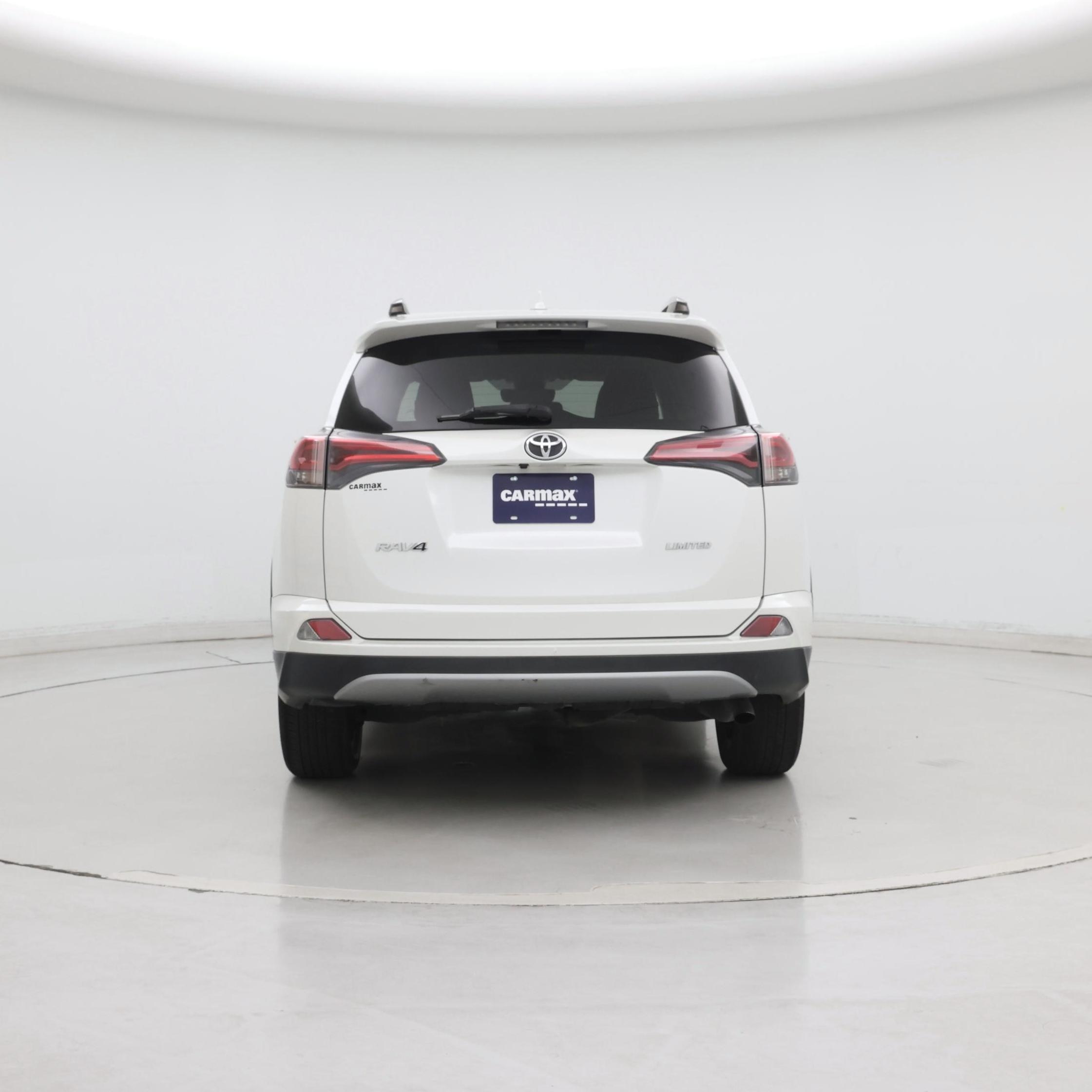 Thumbnail: 2018 Toyota RAV4 - 6