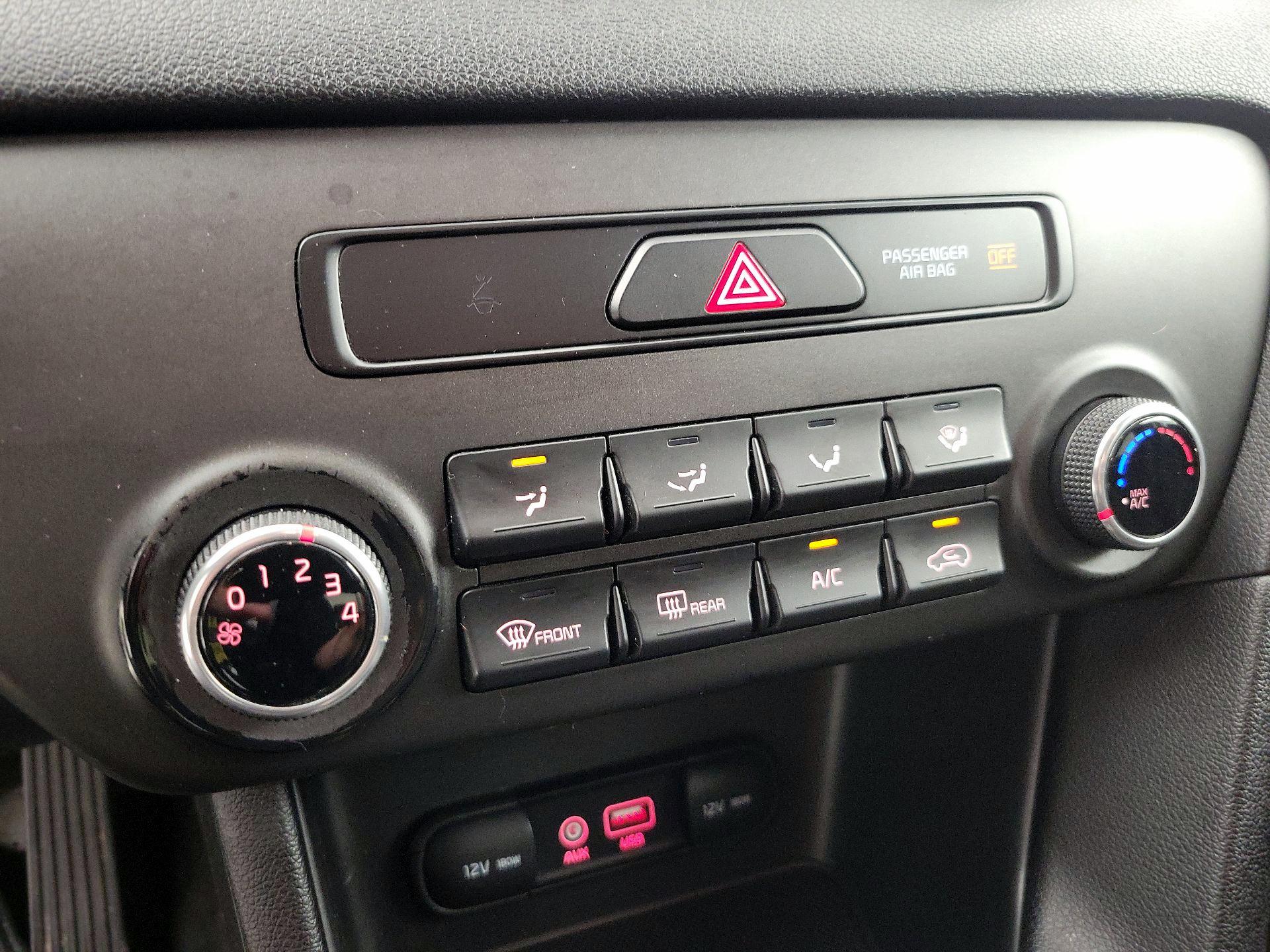 Thumbnail: 2019 Kia Sportage - 16